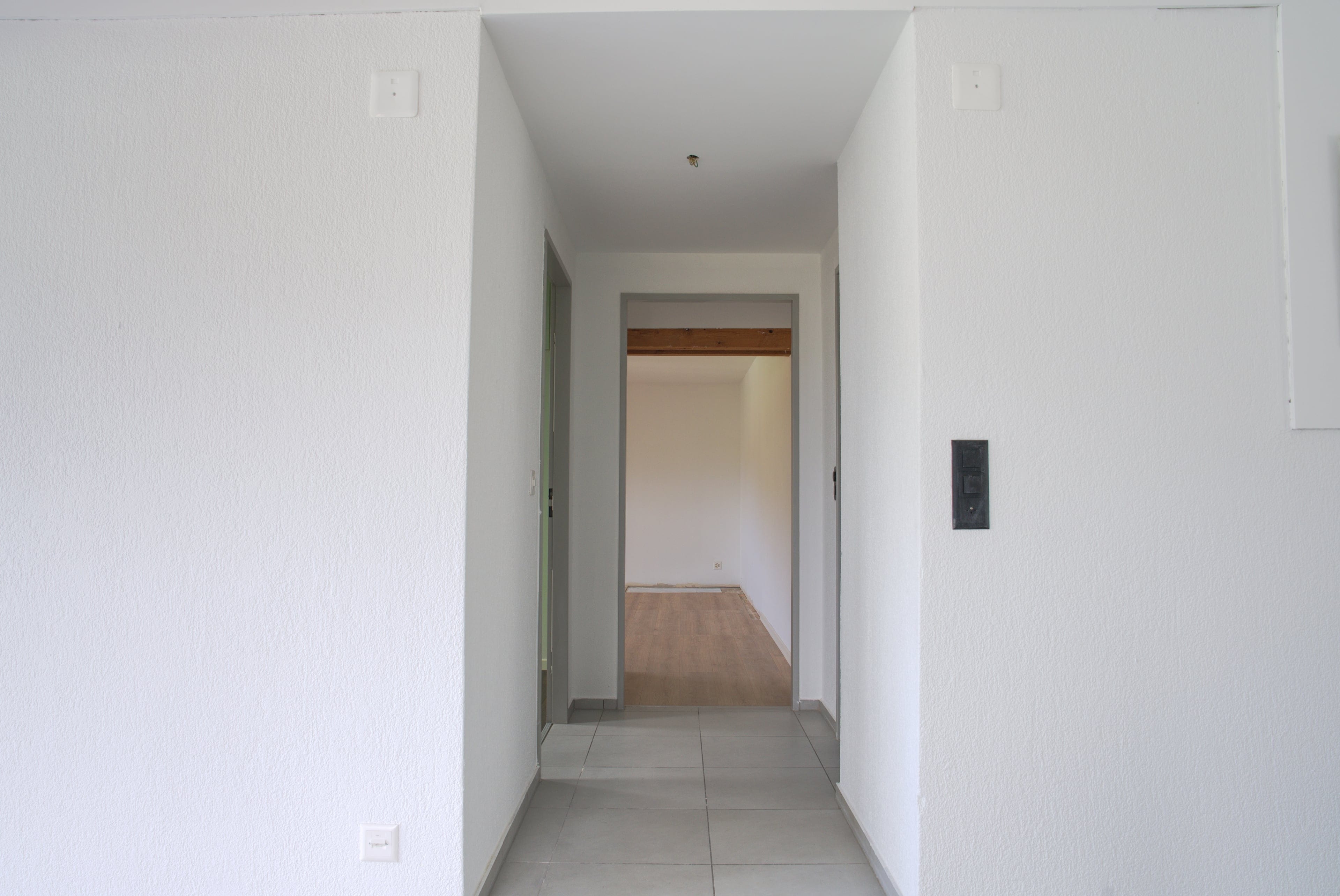 Teilsanierte Dachgeschosswohnung mit zusätzlichem Ausbaupotential - 6