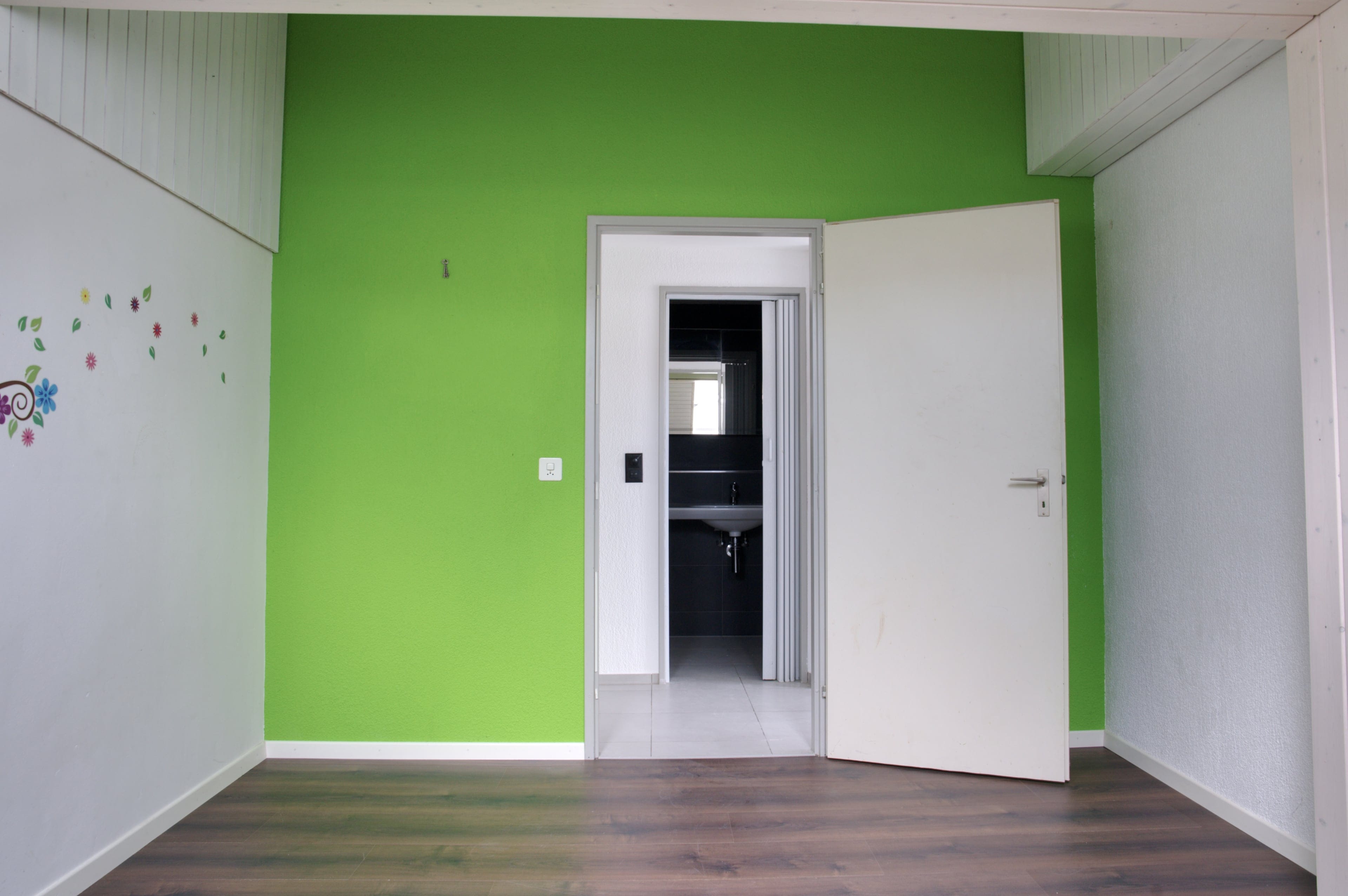 Teilsanierte Dachgeschosswohnung mit zusätzlichem Ausbaupotential - 13