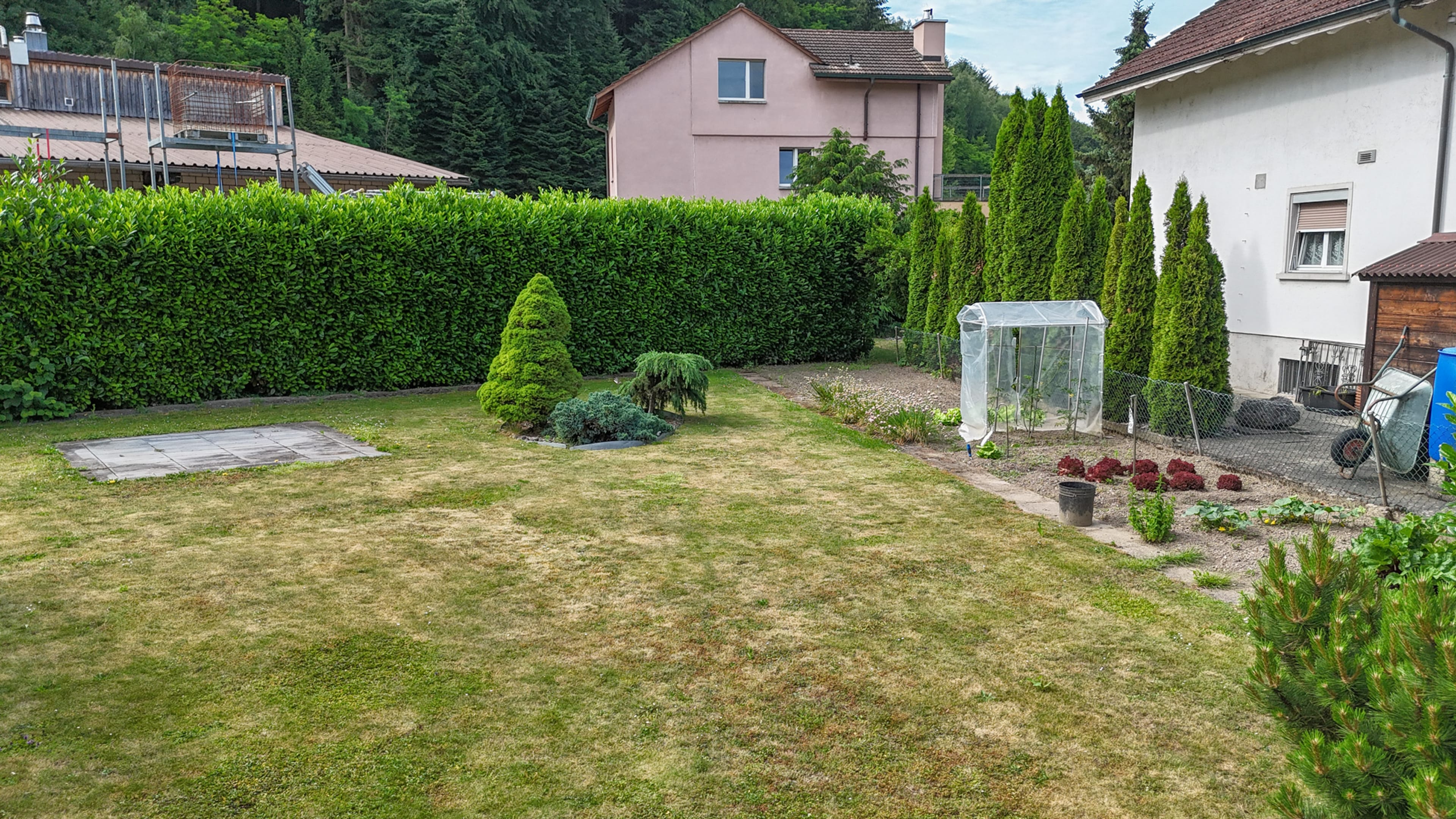 Wohnen & Entspannen: Freistehendes Einfamilienhaus mit grosszügigem Garten - 17