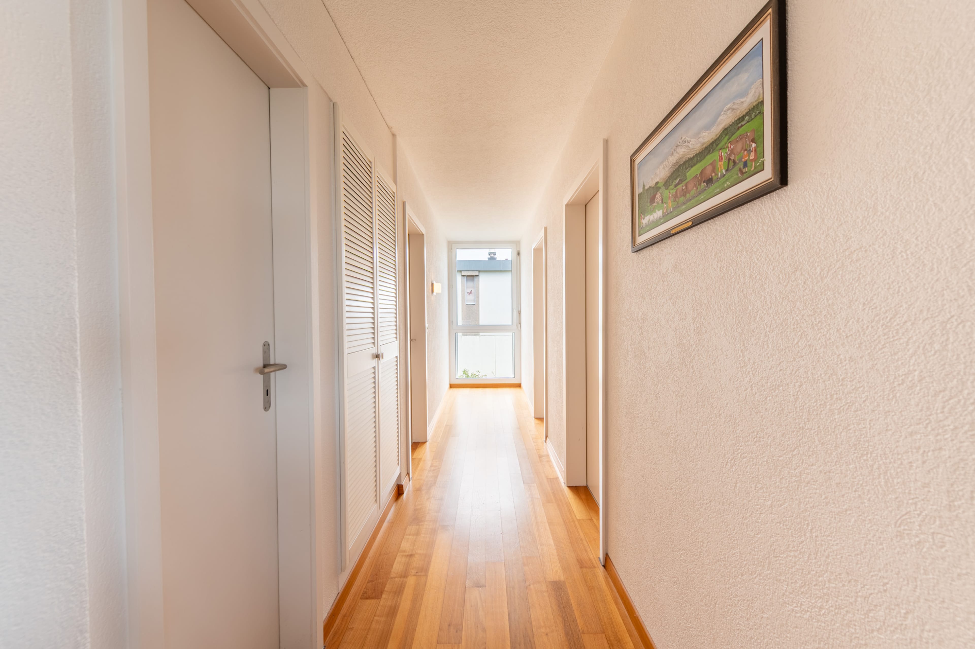 Hoch über Grenchen: Wohnglück mit Panorama & Terrasse - 12