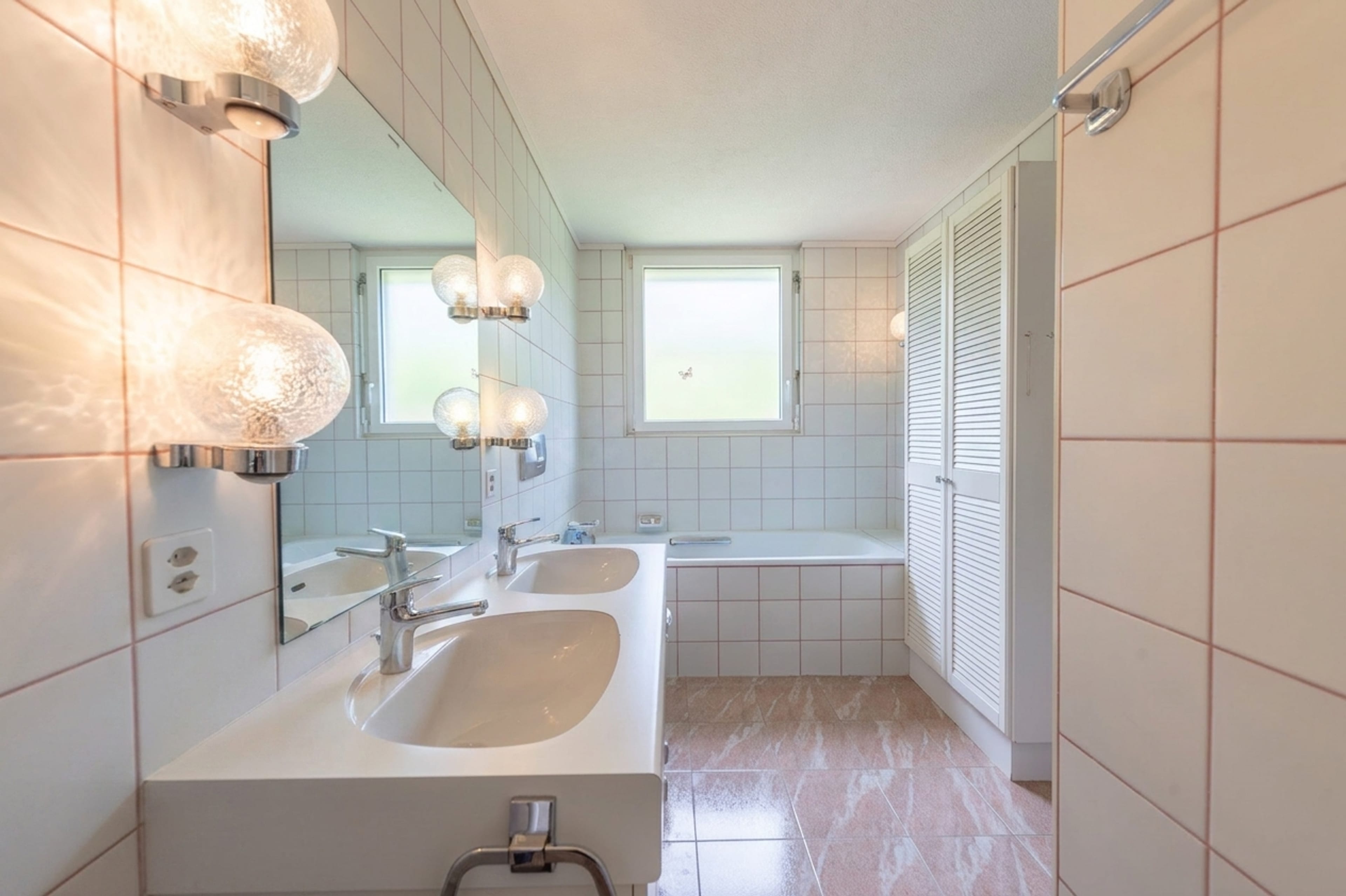 Hoch über Grenchen: Wohnglück mit Panorama & Terrasse - 7