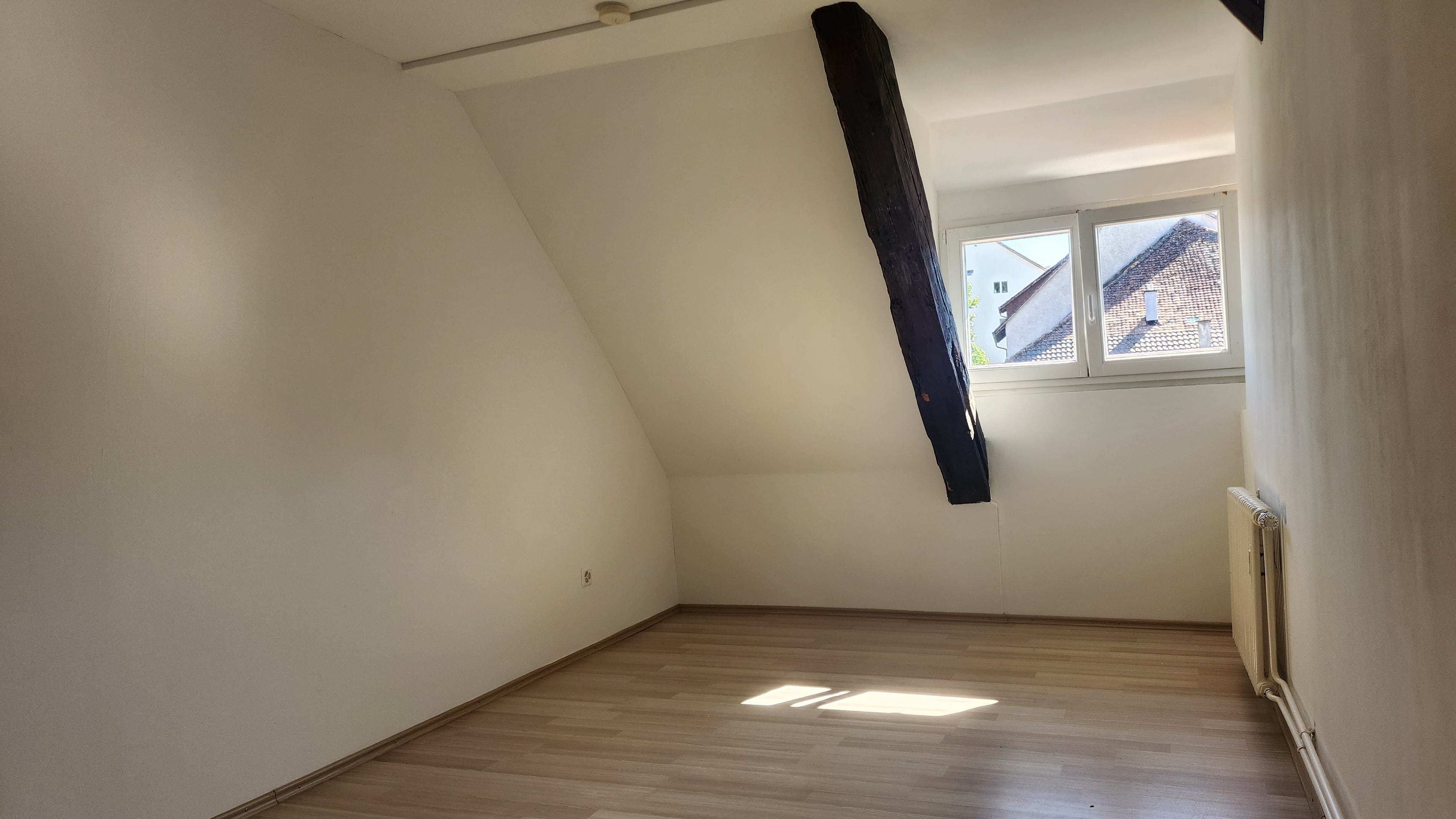 3.5-Zimmer-Dachwohnung mit Charme in Kaiserstuhl mieten - 6