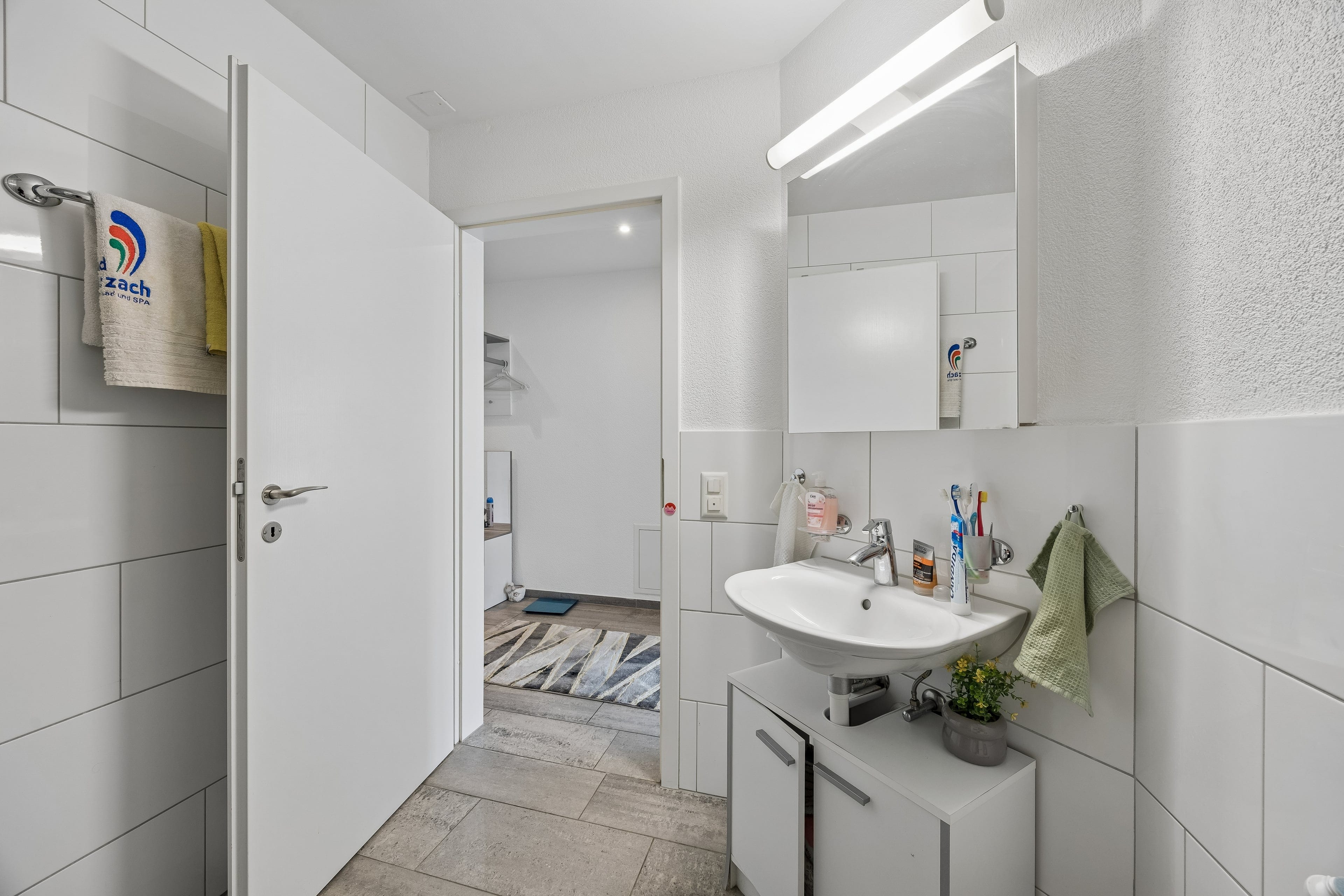 Ihr neues Zuhause im Grünen: 158 m² Wohngenuss auf einer Etage – stilvoll und modern - 23