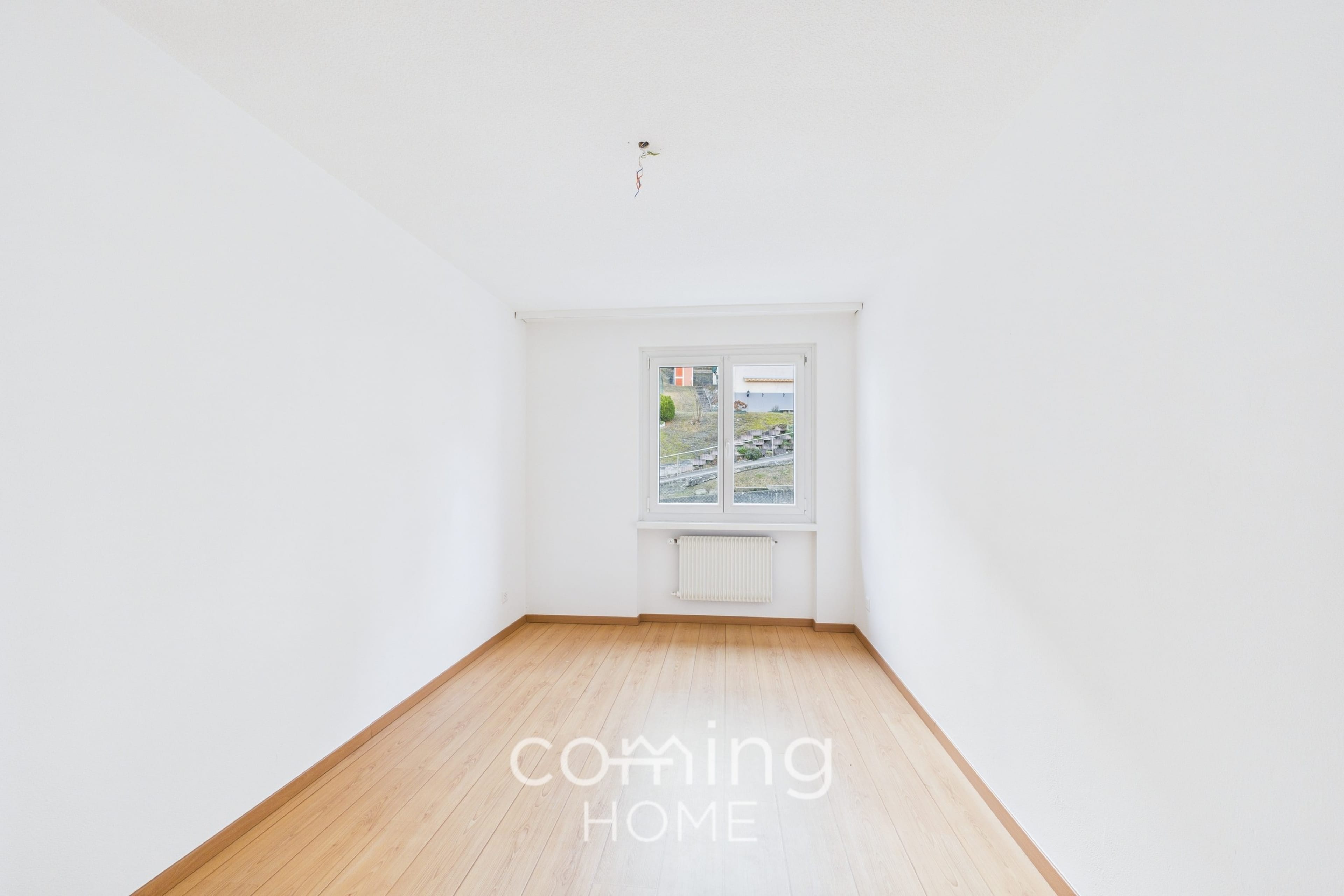 Sonnige 3.5-Zimmerwohnung mit Balkon und Bergsicht in ruhiger Lage - 7