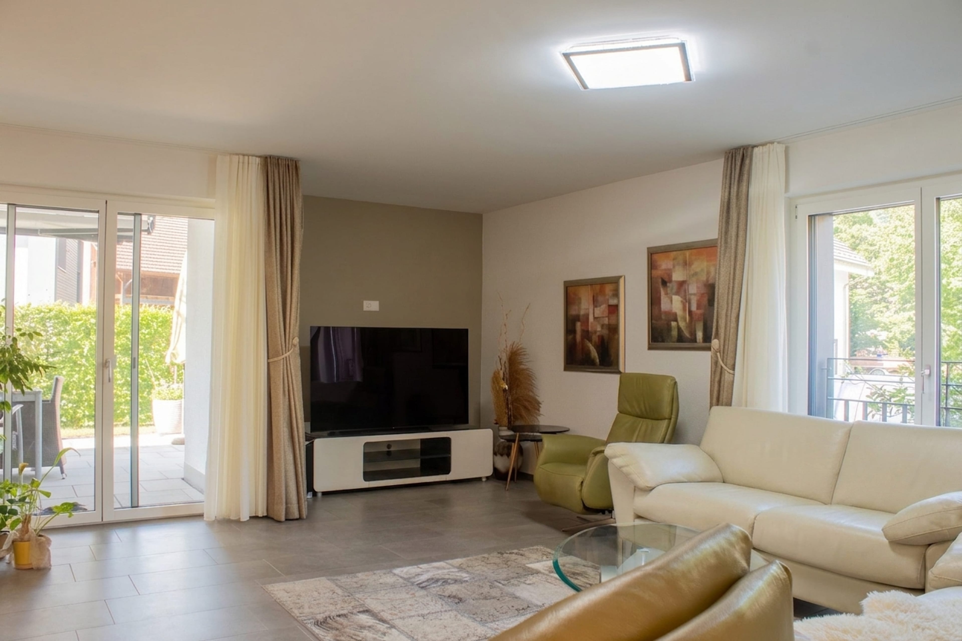 4.5-Zimmer-Gartenwohnung in Glattfelden - ruhig & modern - 5