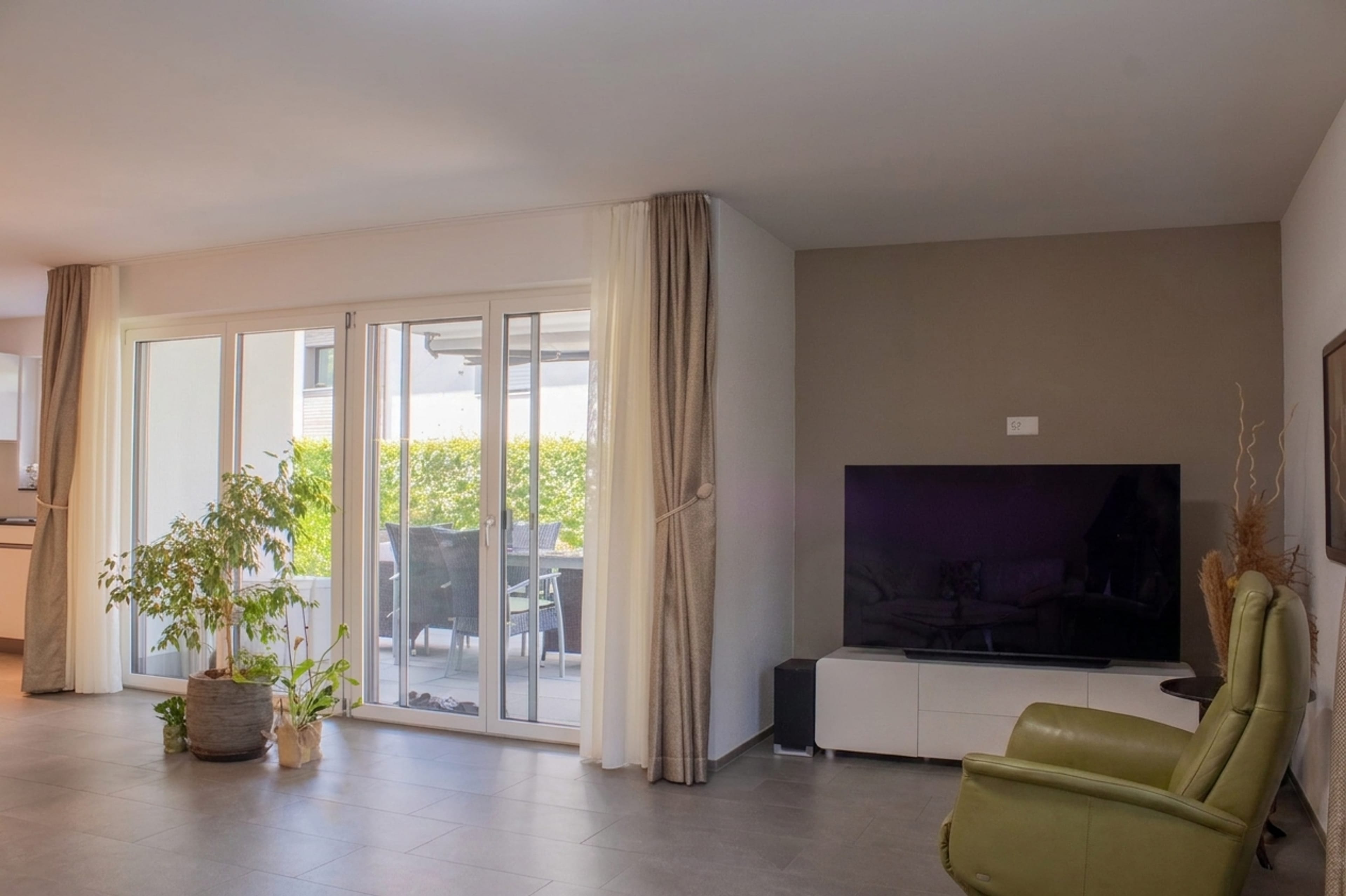4.5-Zimmer-Gartenwohnung in Glattfelden - ruhig & modern - 4