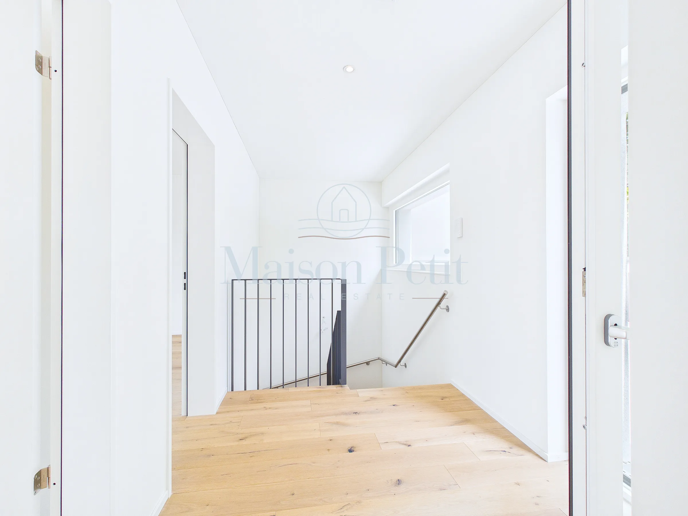 Ein Haus zum verlieben, nachhaltig, praktisch und mit einzigartig grosszügigen Terrassen - 17