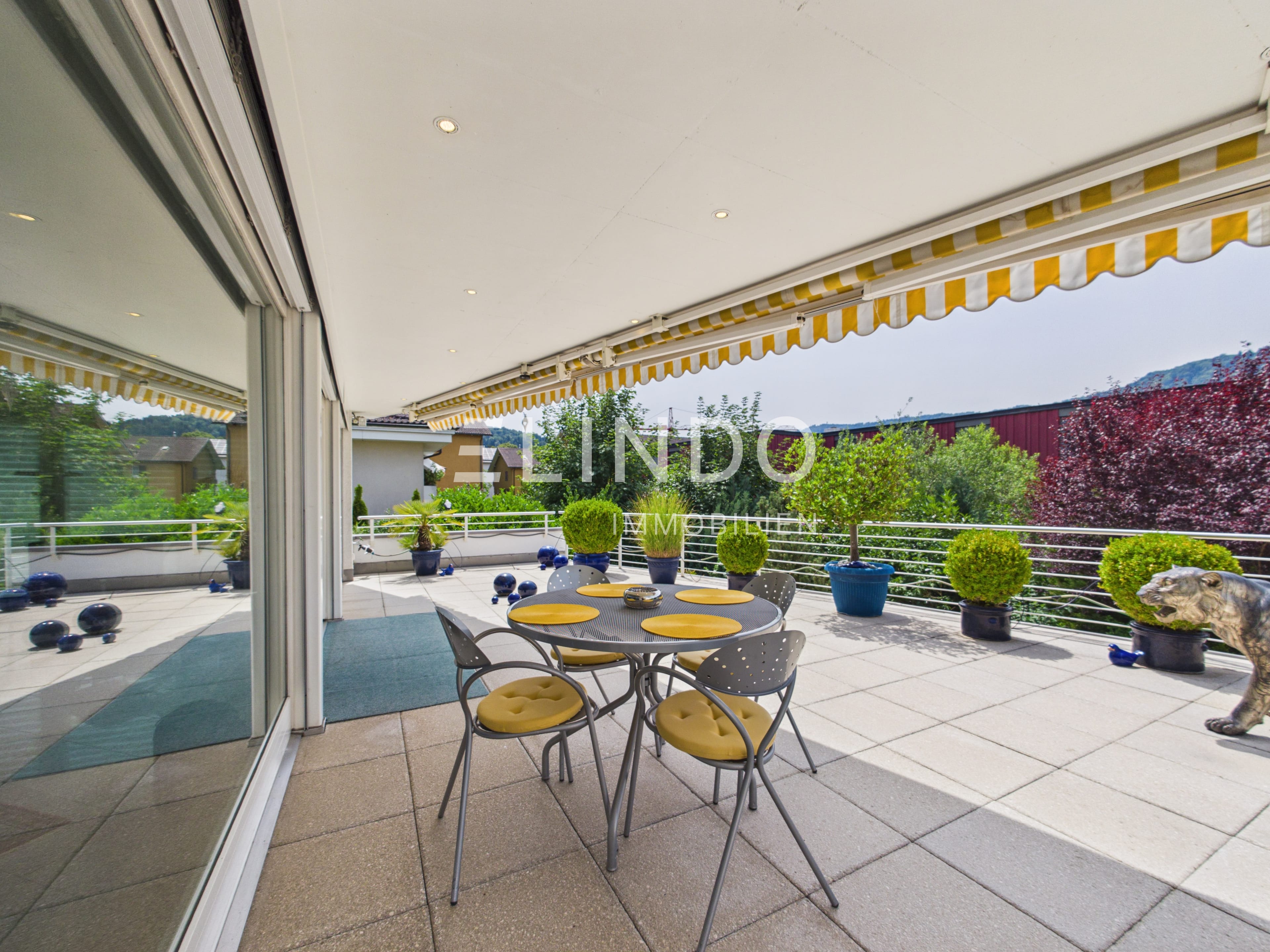 Adliswil | 4.5-Zimmer-Terrassenwohnung mit 96 m2 Terrasse - Bild 4