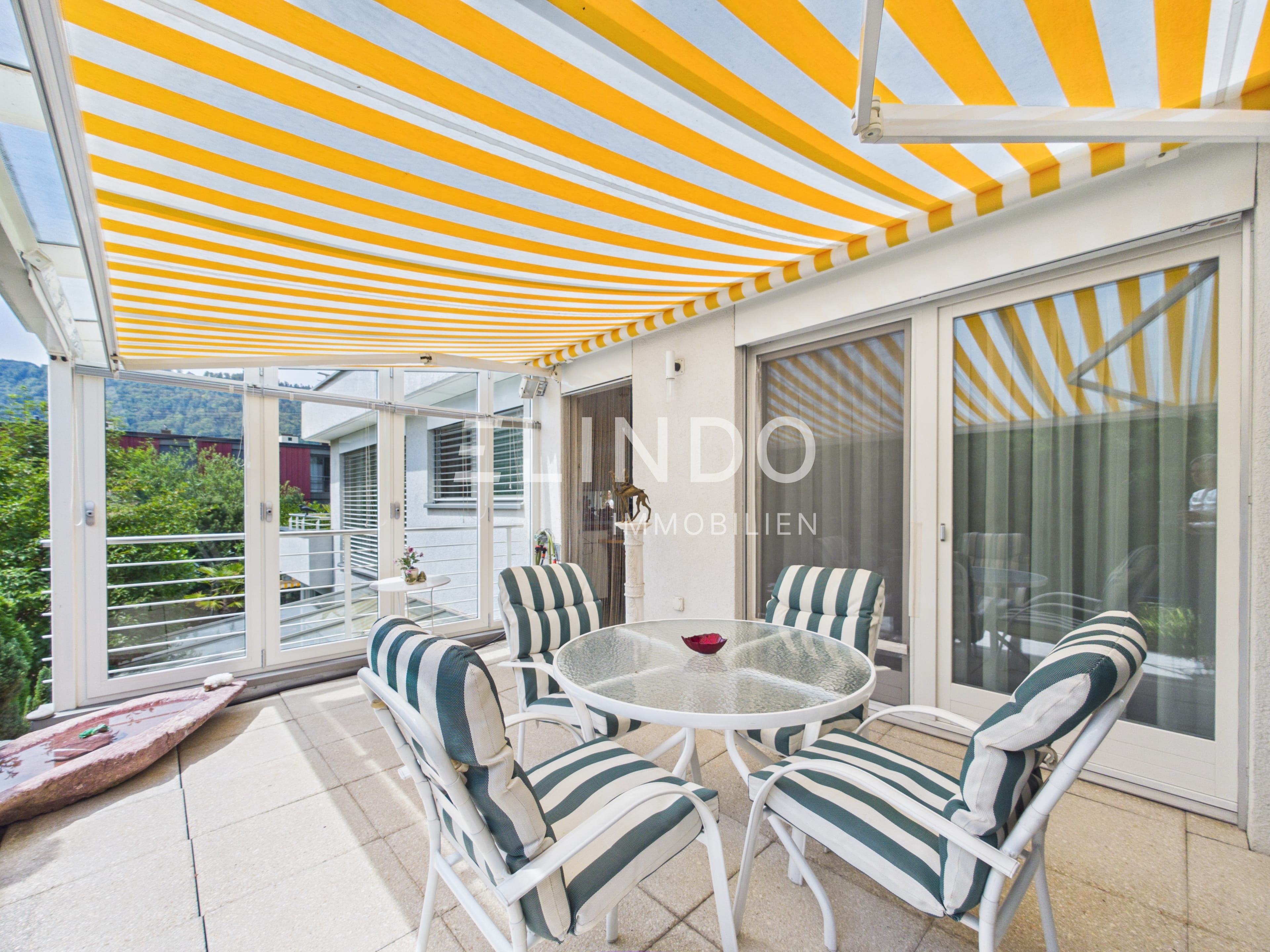 Grosszügige Terrassenwohnung mit Doppelgarage - Bild 7