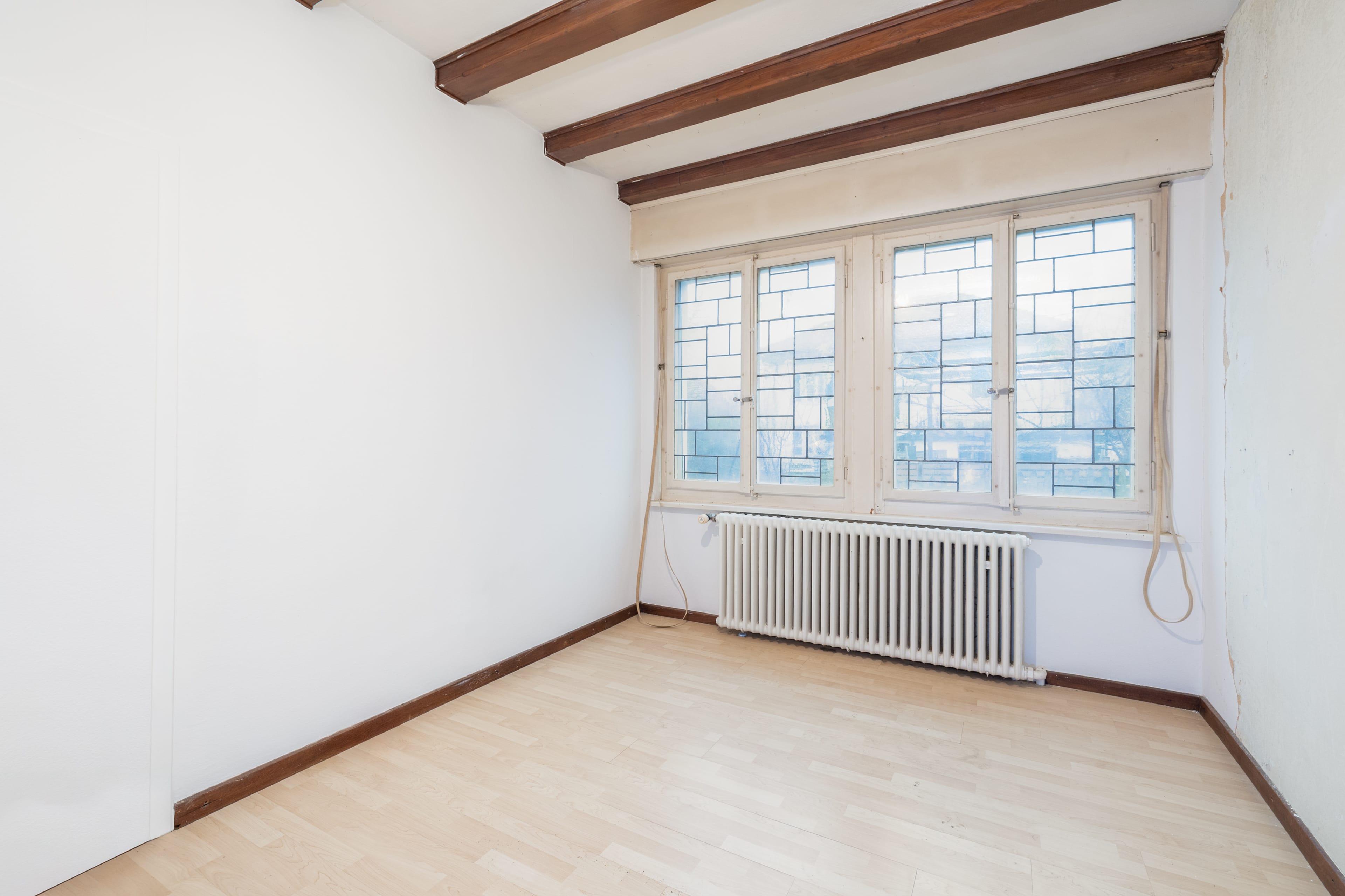 Mehrfamilienhaus mit Garten und Potential - Bild 6