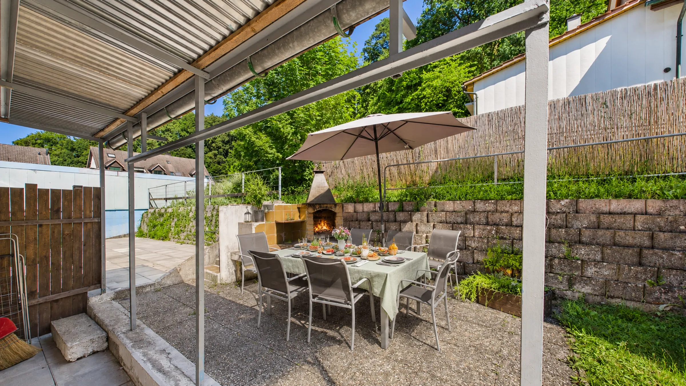 2 Häuser mit 8-Zimmer und grosser Terrasse in Kollbrunn zu verkaufen - 11