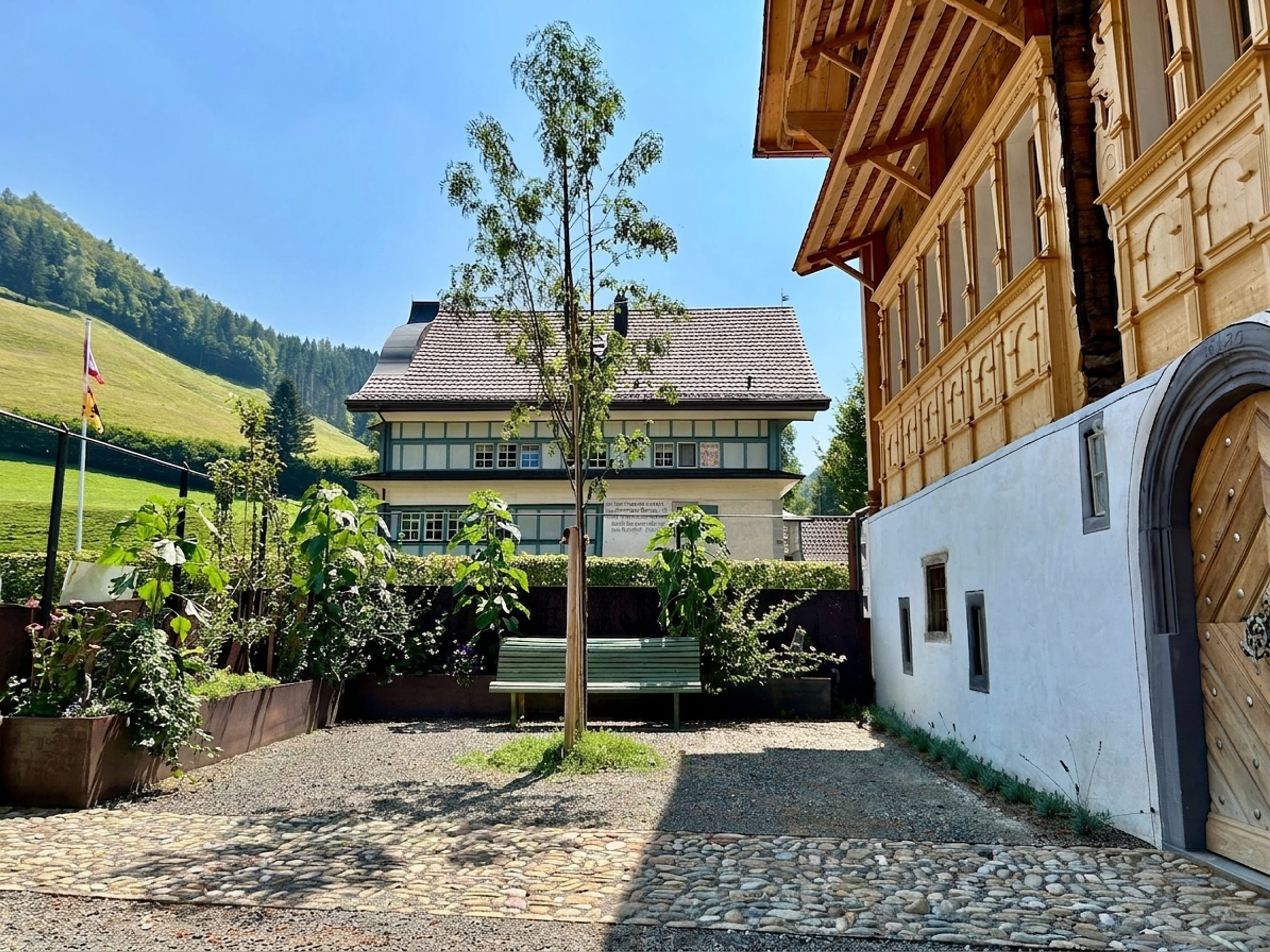 Renditeobjekt / Mehrfamilienhaus der besonderen Art - Historisches Haus mit 6 neuwertigen Wohnungen plus Studio und Werkstatt - 4
