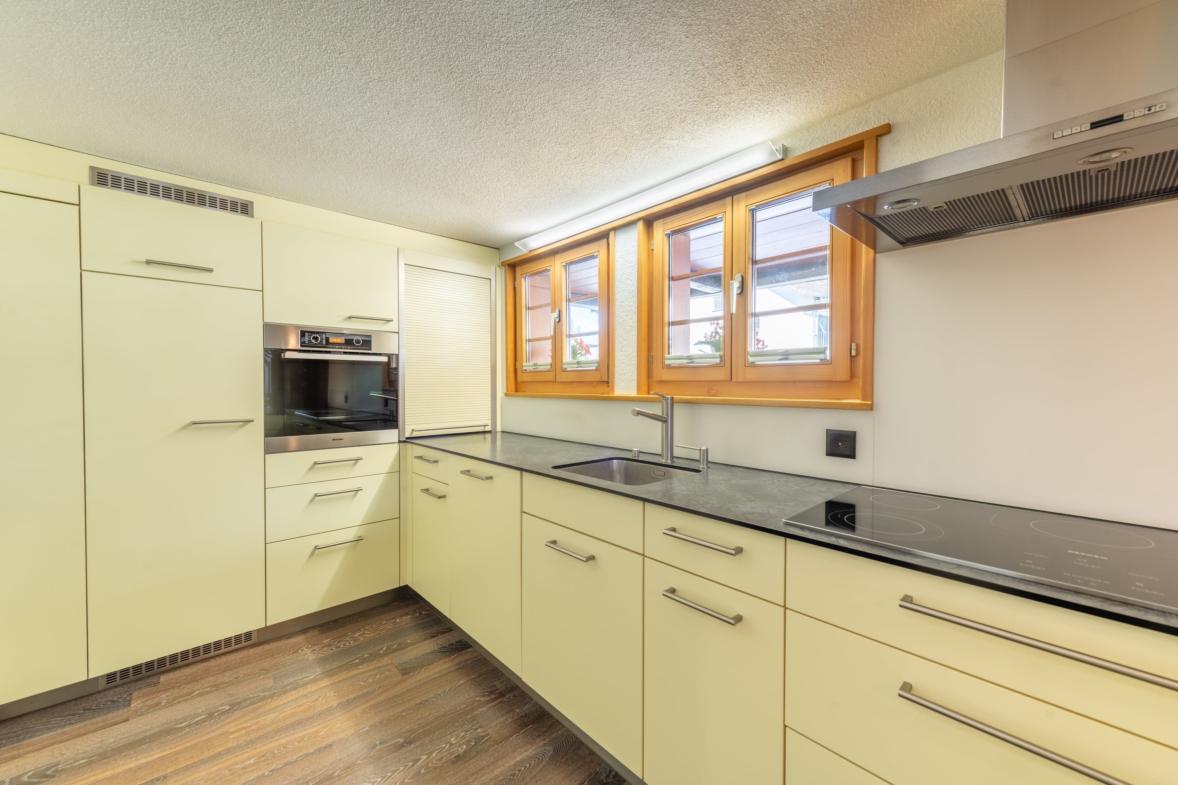Tradition trifft Raum für Neues: Charaktervolles 5.5-Zimmer Bauernhaus - 4