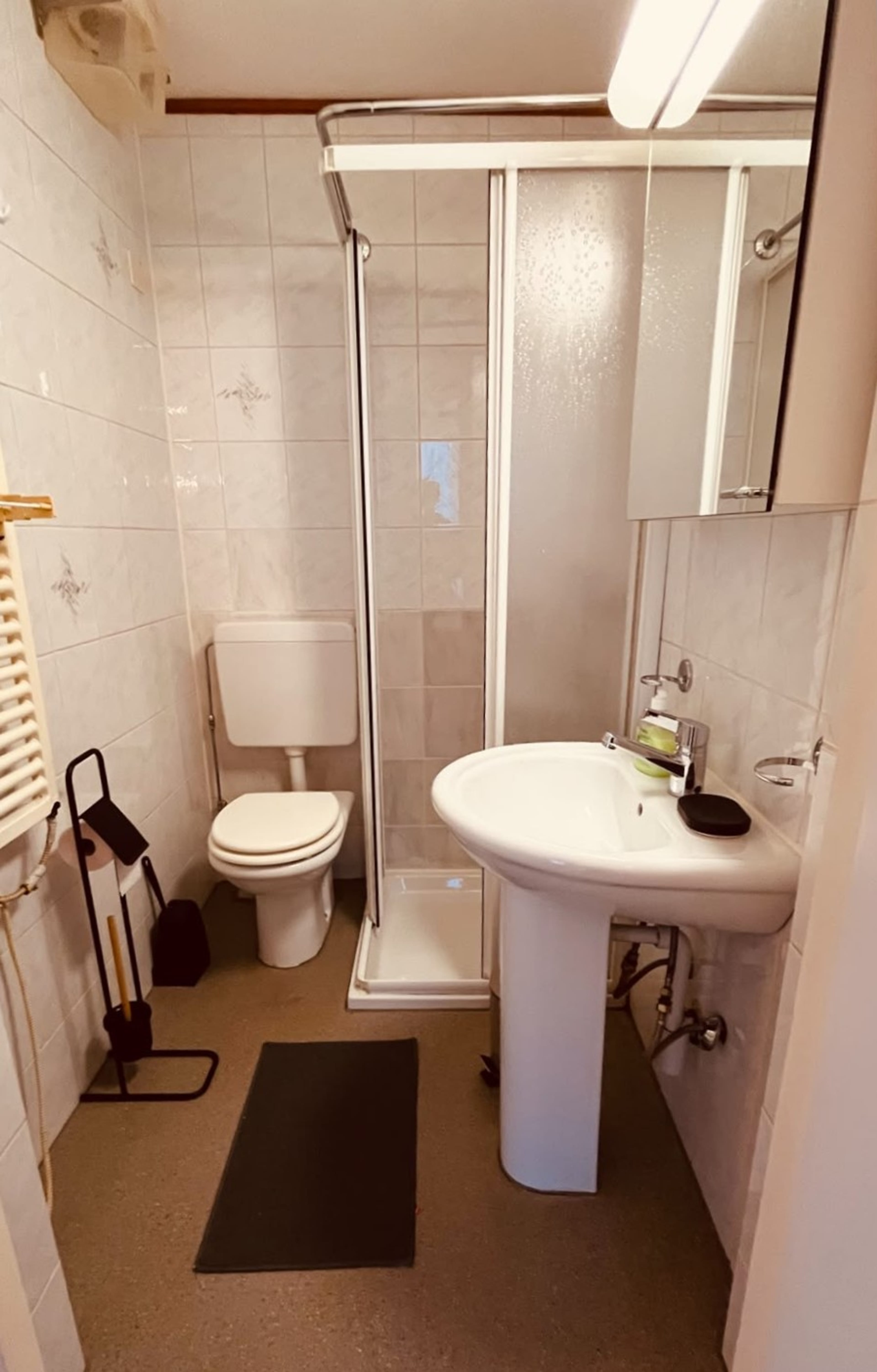 Möblierte 2.5-Zimmer Wohnung im Herzen von Thun - 10