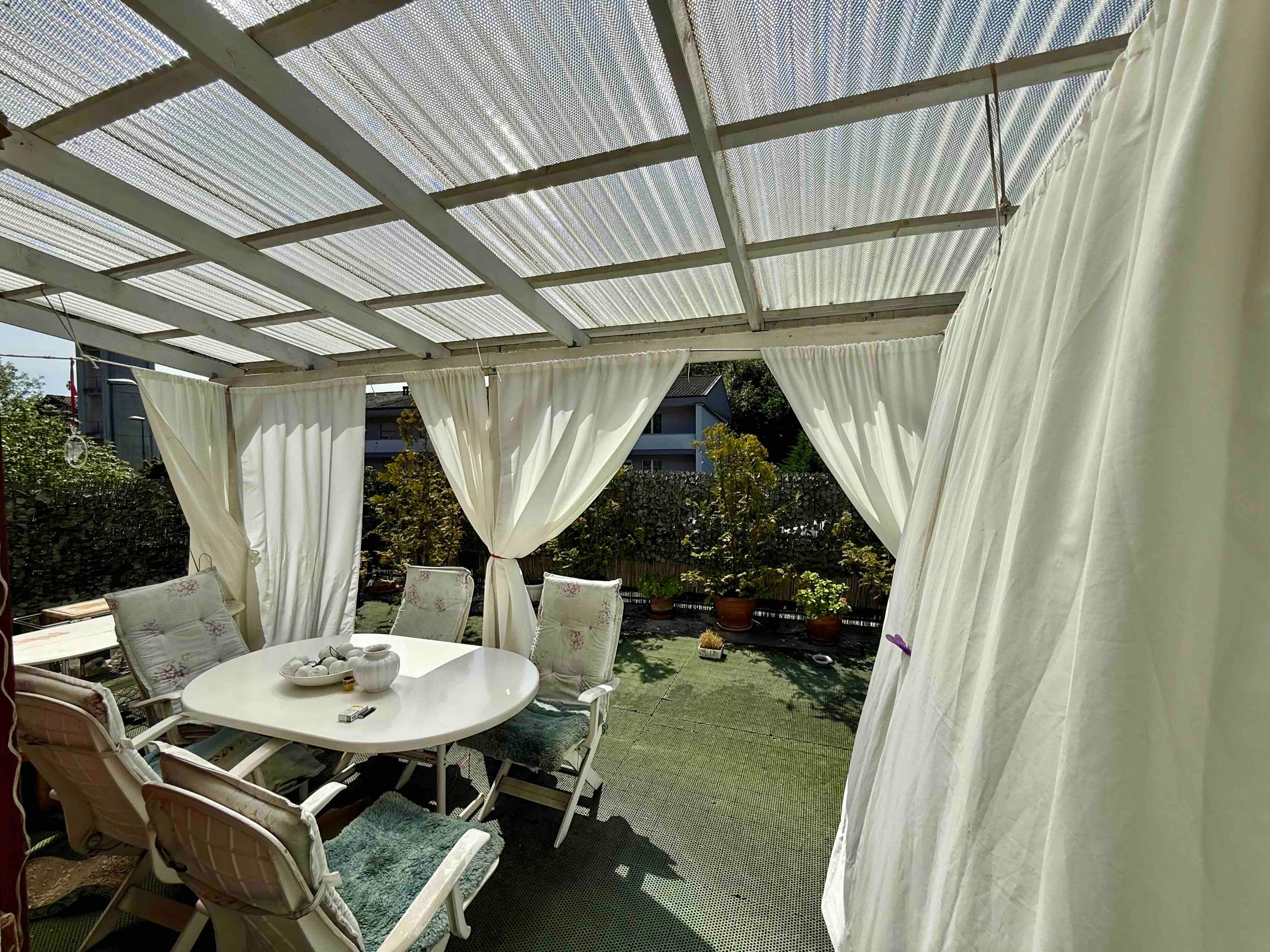 6.5-Zimmer-Haus mit Gewerbeanteil in Zuchwil kaufen - 9