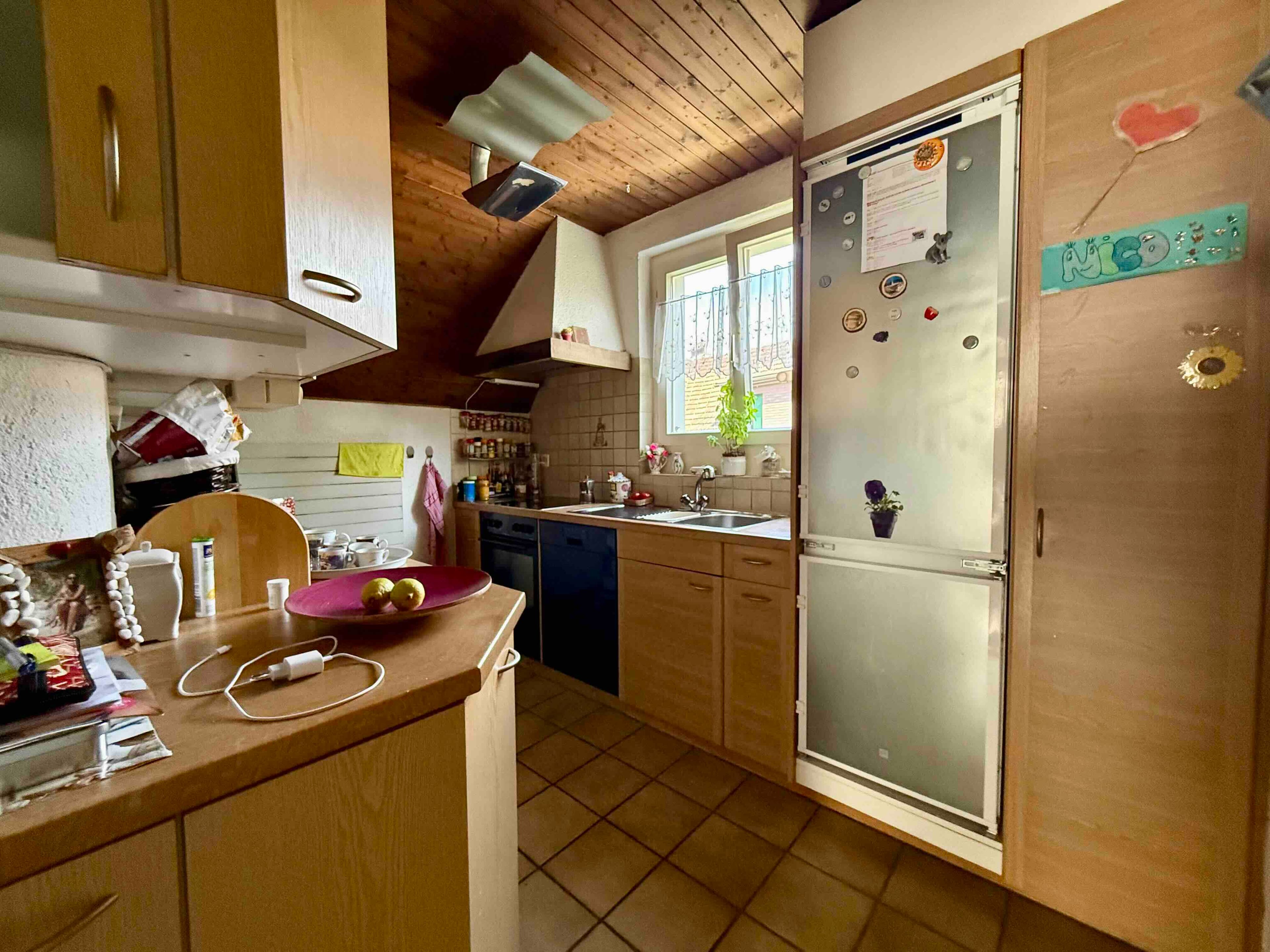 6.5-Zimmer-Haus mit Gewerbeanteil in Zuchwil kaufen - 8
