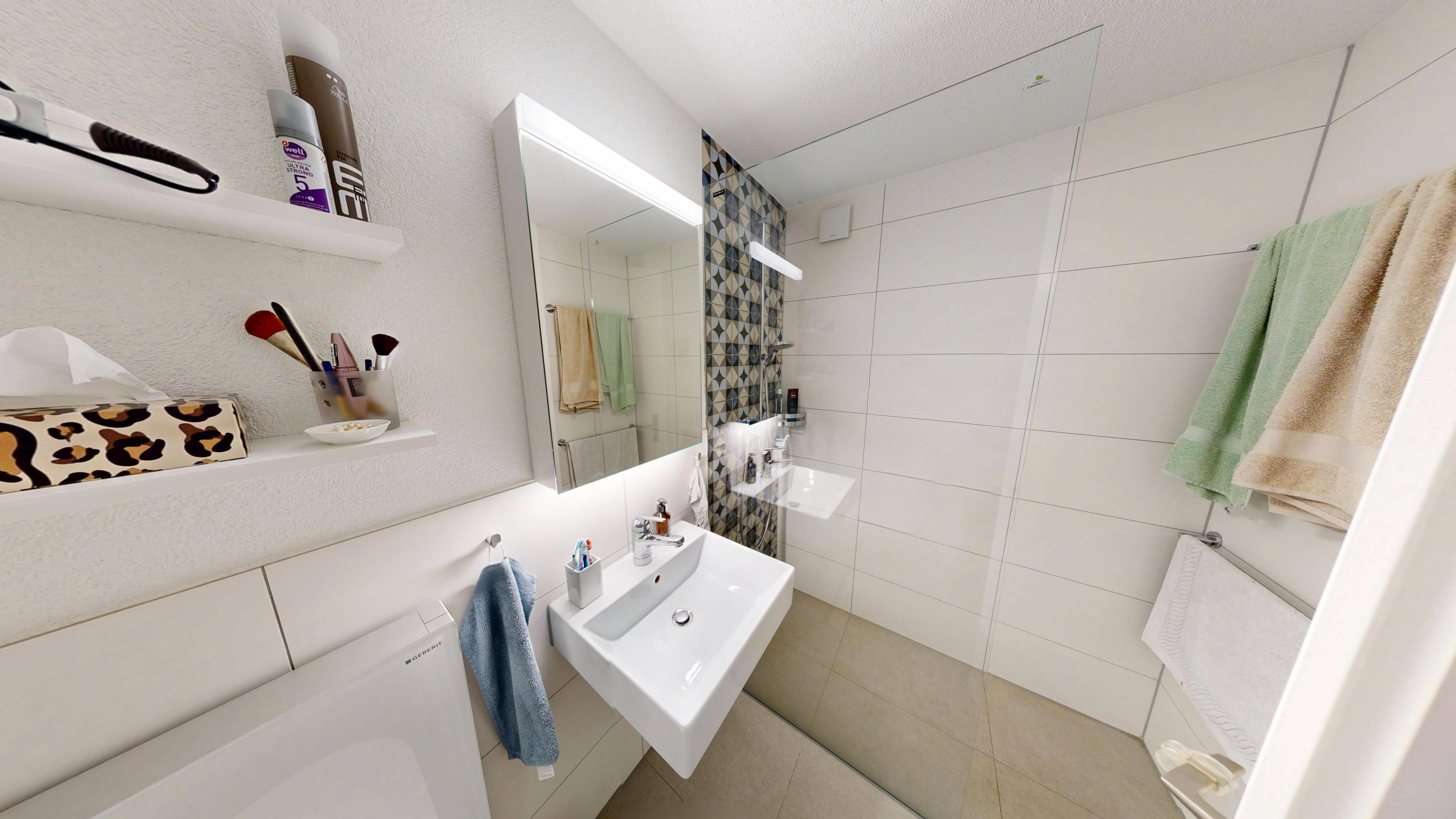 2.5-Zimmer-Wohnung mit Seesicht in Gunten - 11