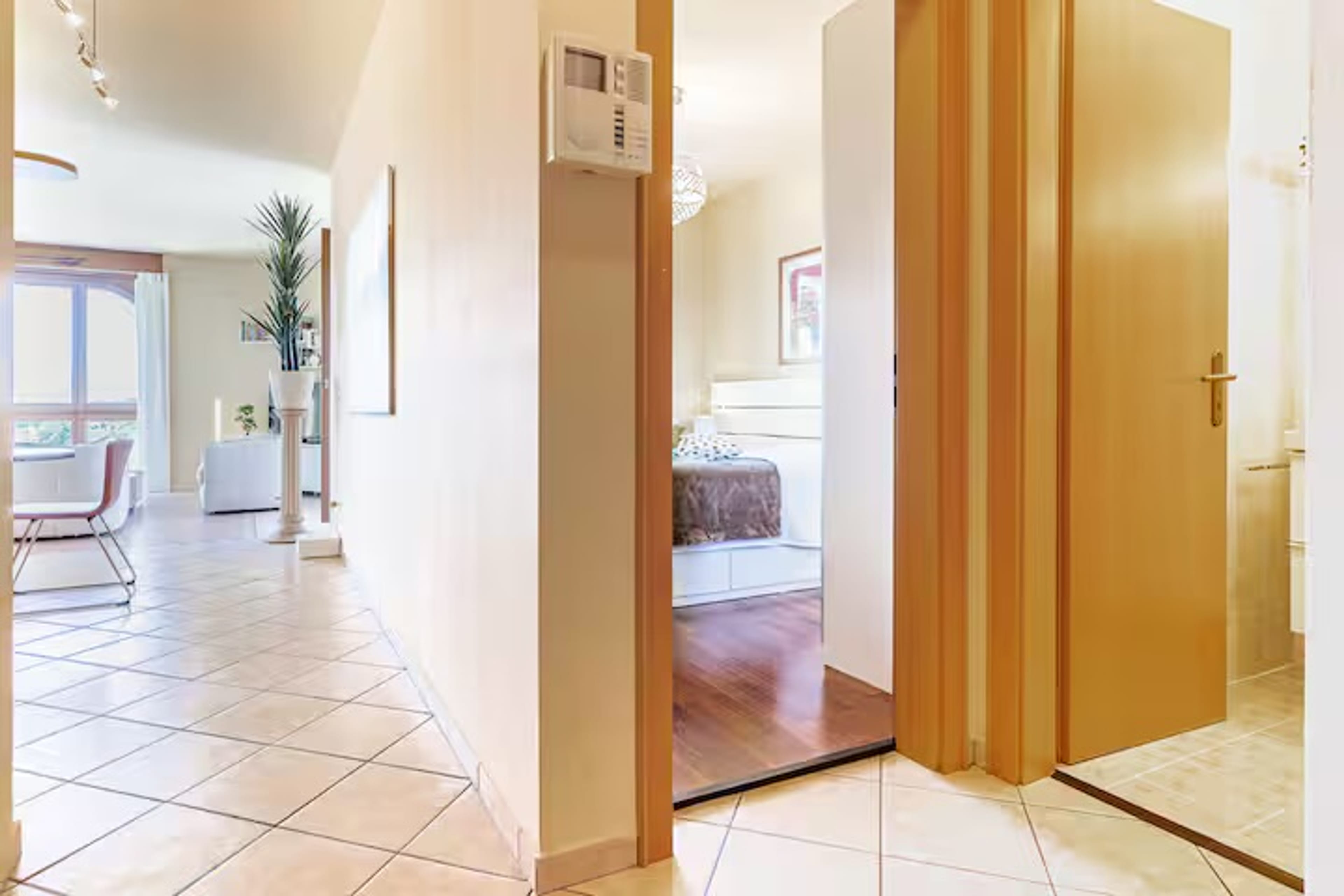 Der Luganersee zu Ihren Füssen – stilvolle 2.5-Zimmer-Wohnung in Ruvigliana - 14