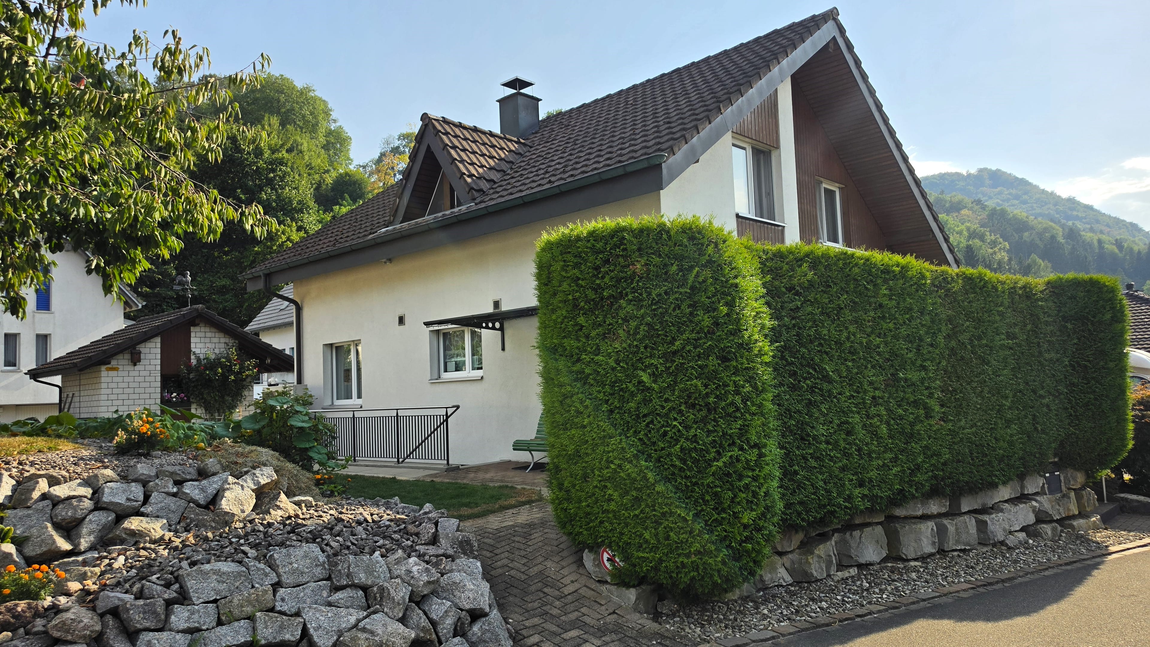 6.5-Zi.-Einfamilienhaus mit Pool in Leibstadt kaufen - 18