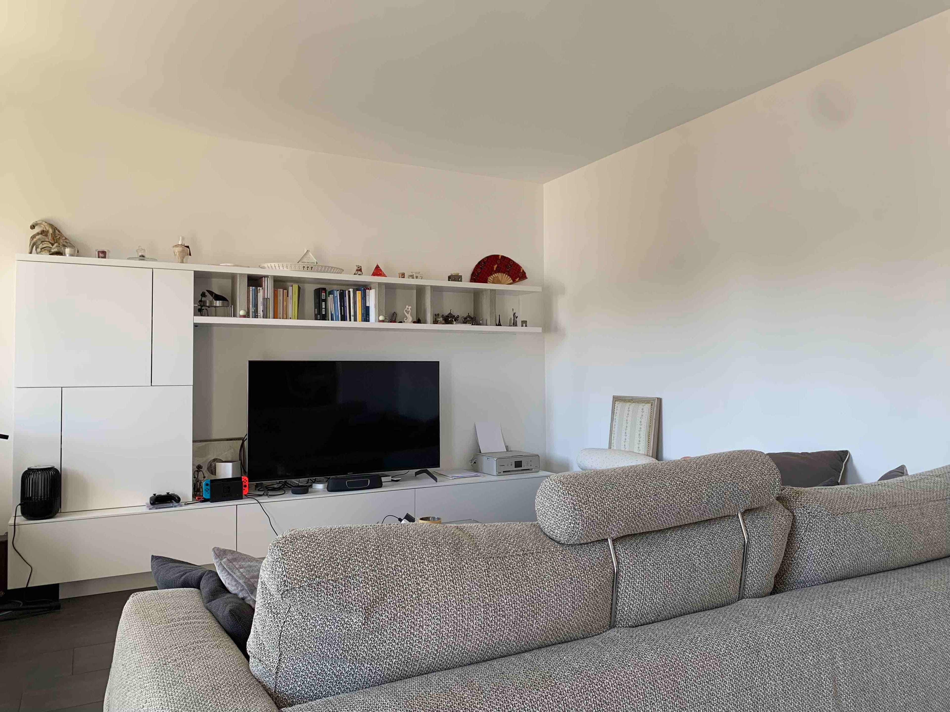 3.5 locali con balcone e vista aperta a Porza - 9