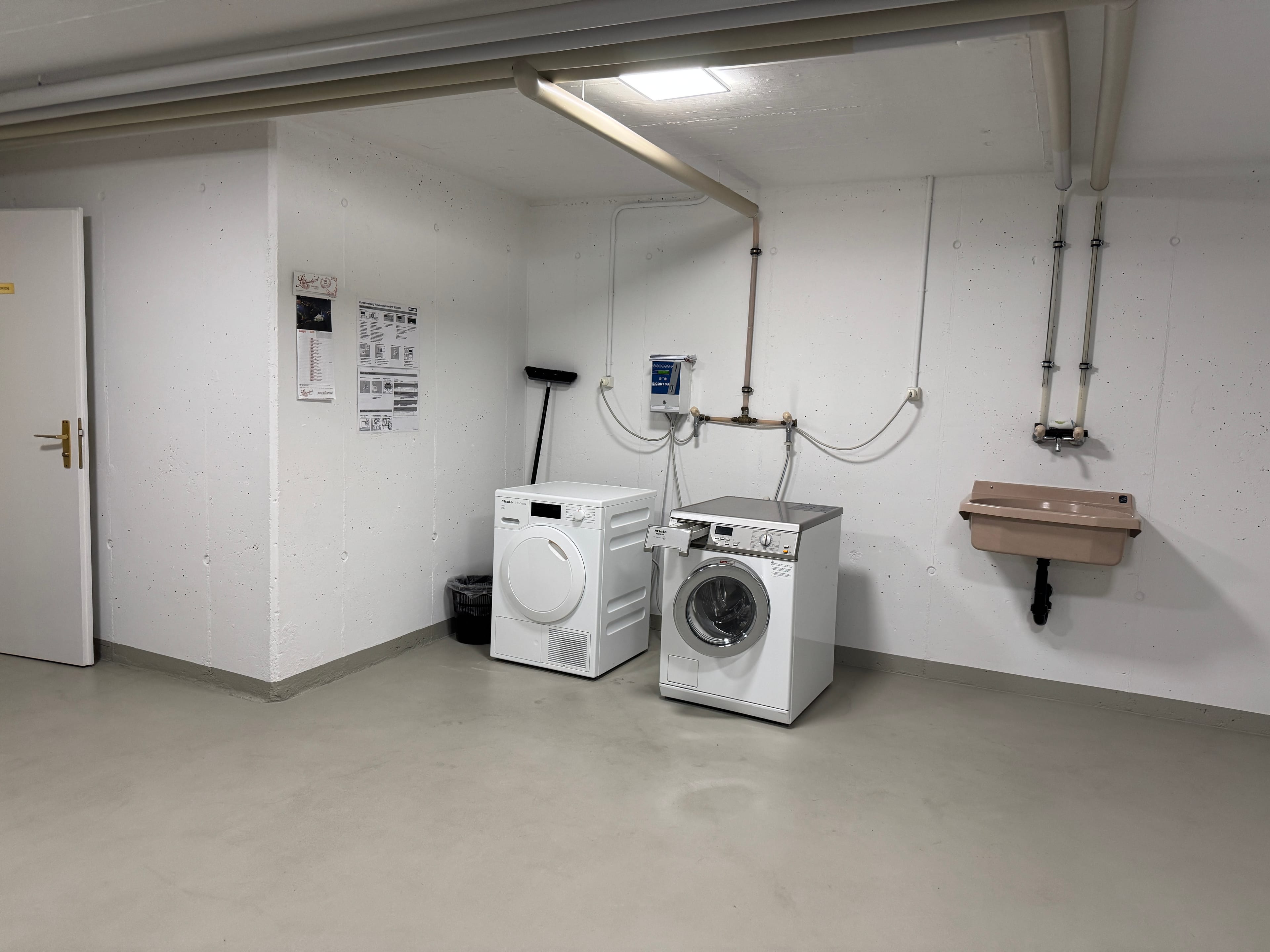 2.5-Zimmer-Attikawohnung mit Panoramasicht in Brissago kaufen - 14