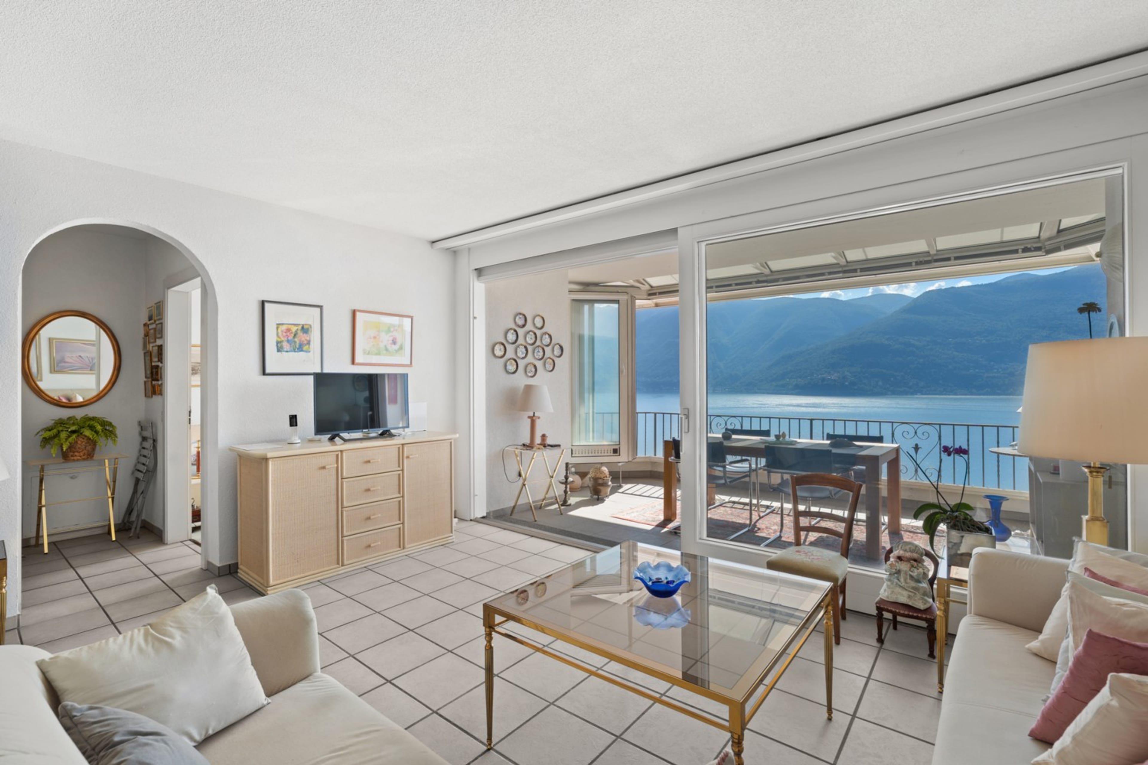2.5-Zimmer-Attikawohnung mit Panoramasicht in Brissago kaufen - 6