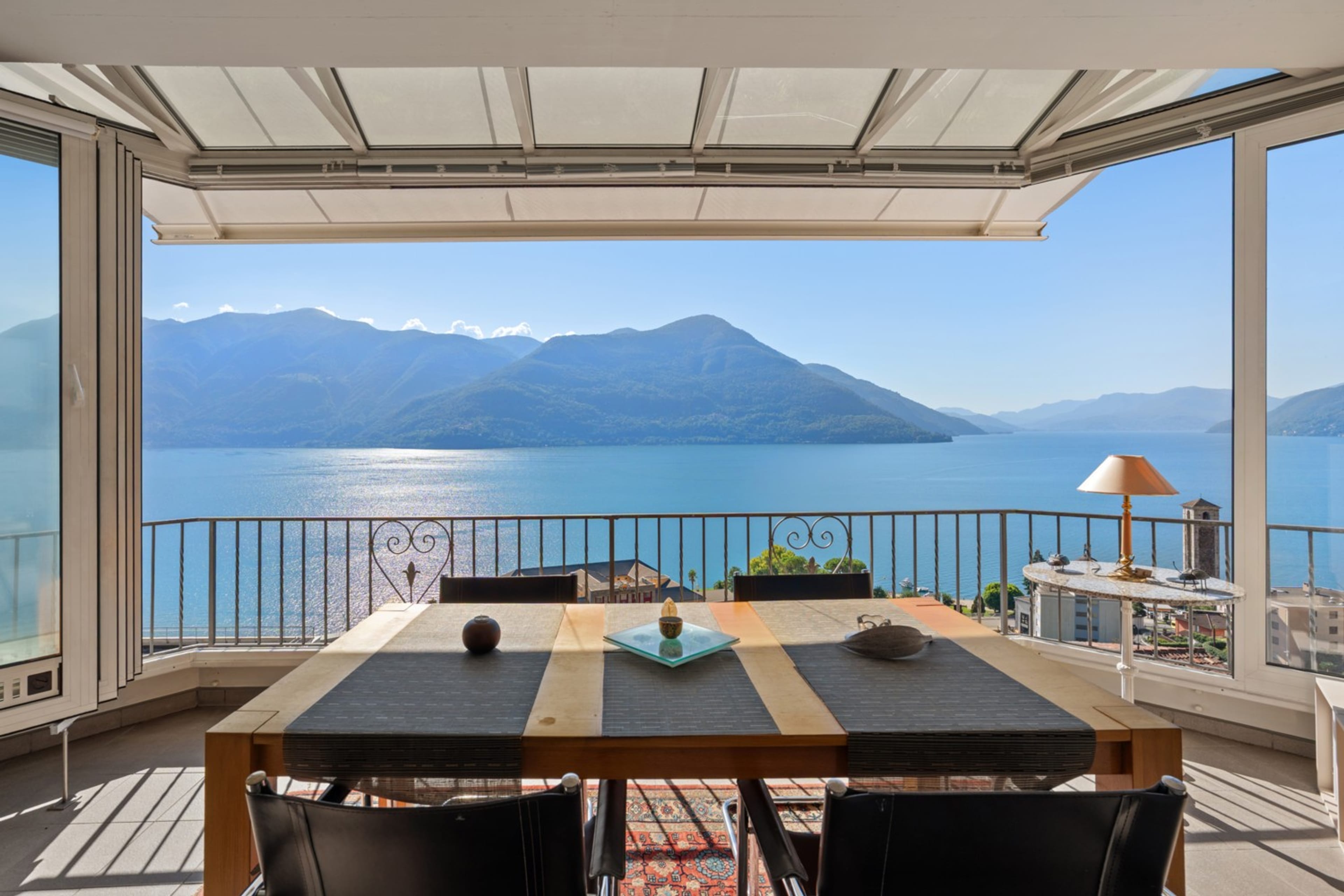 2.5-Zimmer-Attikawohnung mit Panoramasicht in Brissago kaufen - 4