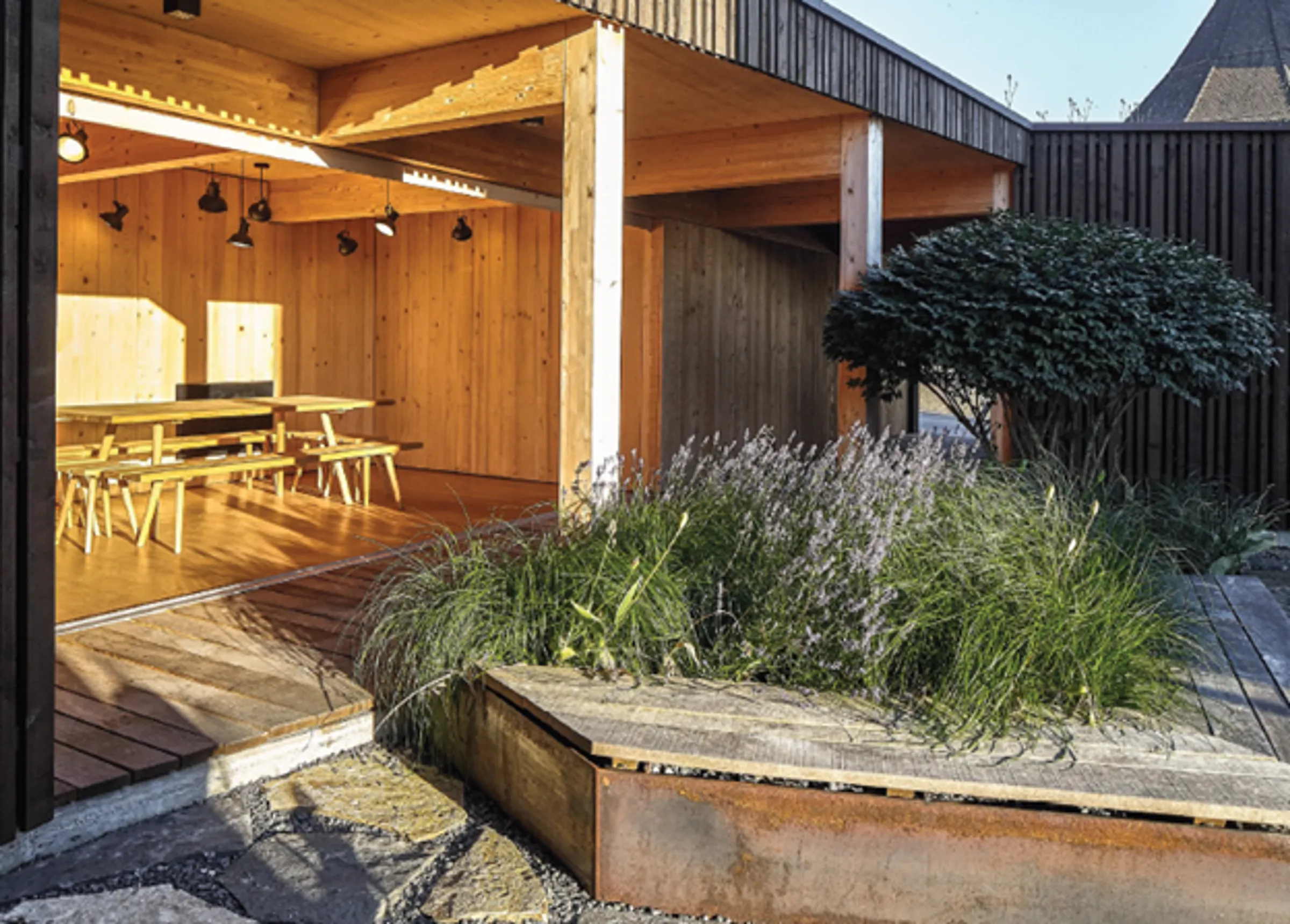 Bald im Angebot Designvilla mit Seesicht in Sempach - 8