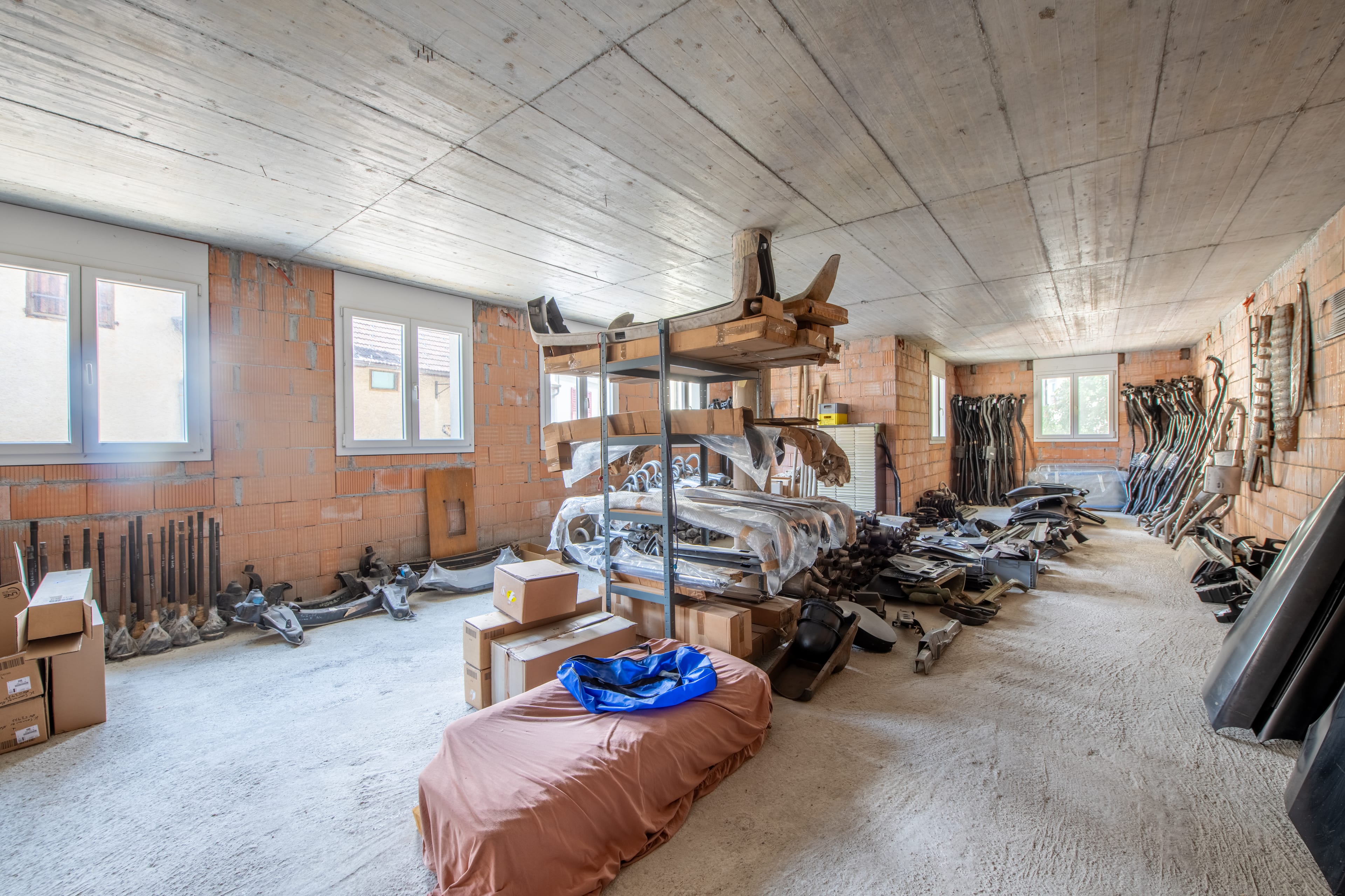 Wo Wohnen auf Gewerbe trifft – Vielseitige Liegenschaft mit Restaurant & Lagergebäude - 31