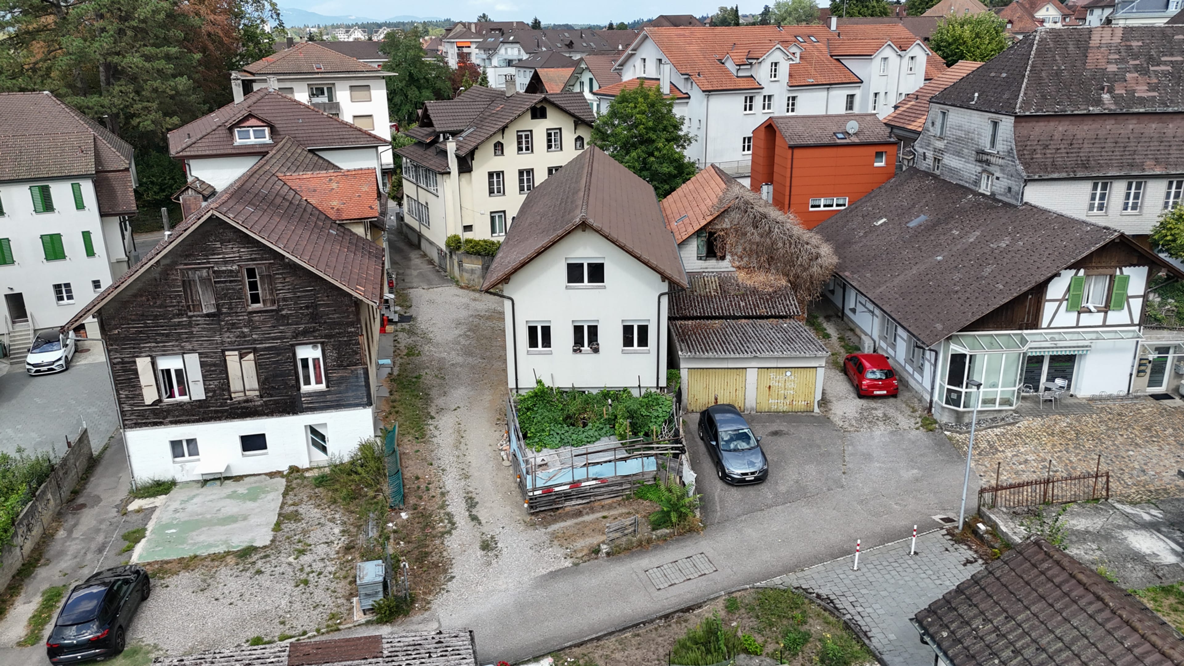 Wo Wohnen auf Gewerbe trifft – Vielseitige Liegenschaft mit Restaurant & Lagergebäude - 36