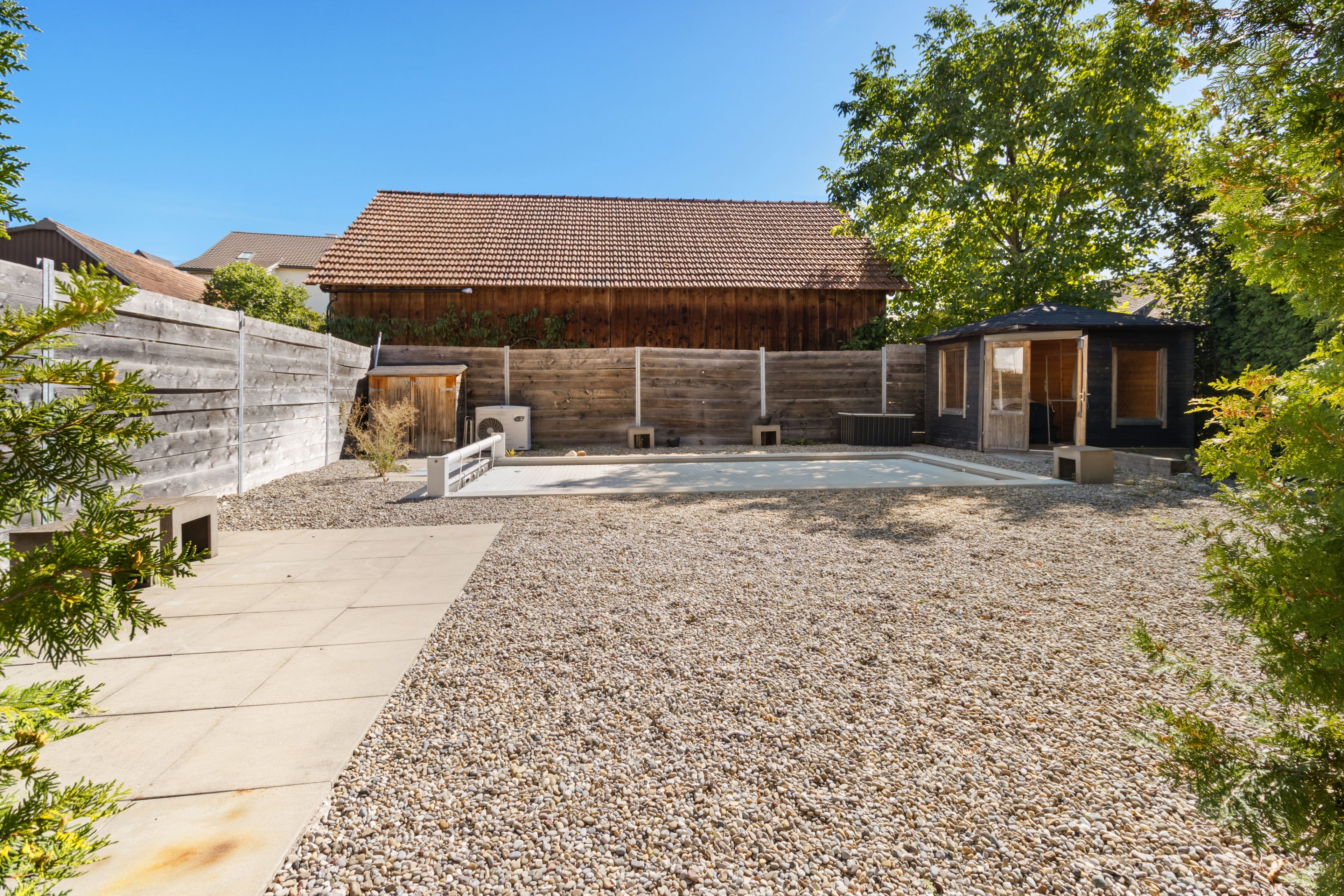 7-Zimmer Reihenhaus mit Charme in Wilchingen kaufen - 10
