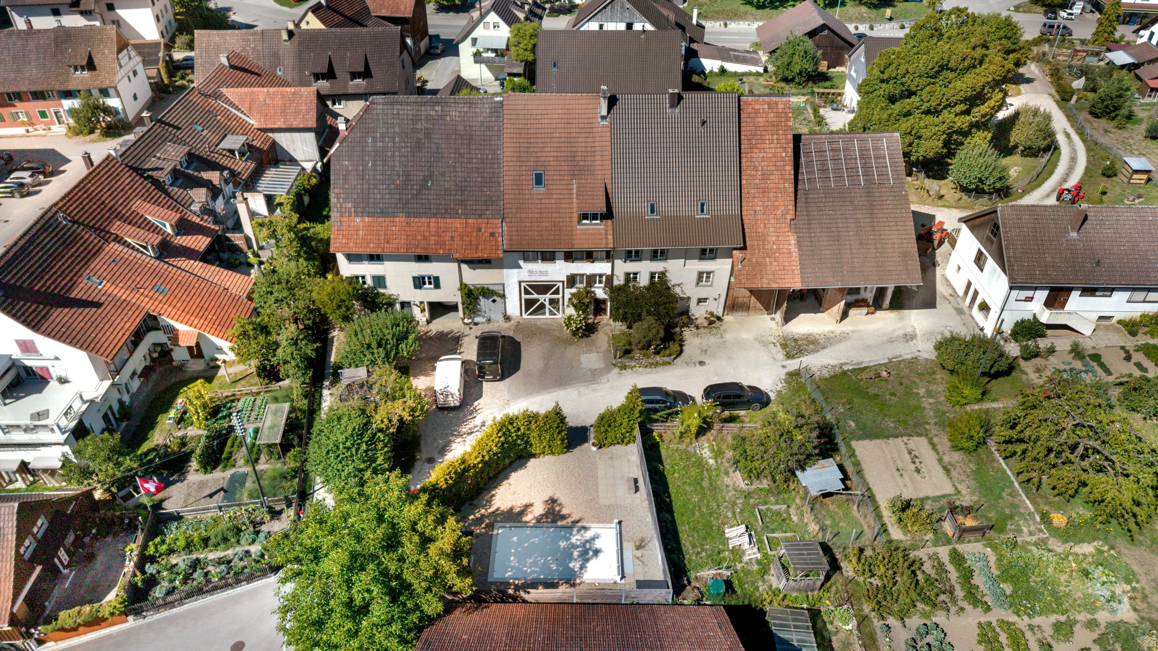 7-Zimmer Reihenhaus mit Charme in Wilchingen kaufen - 12