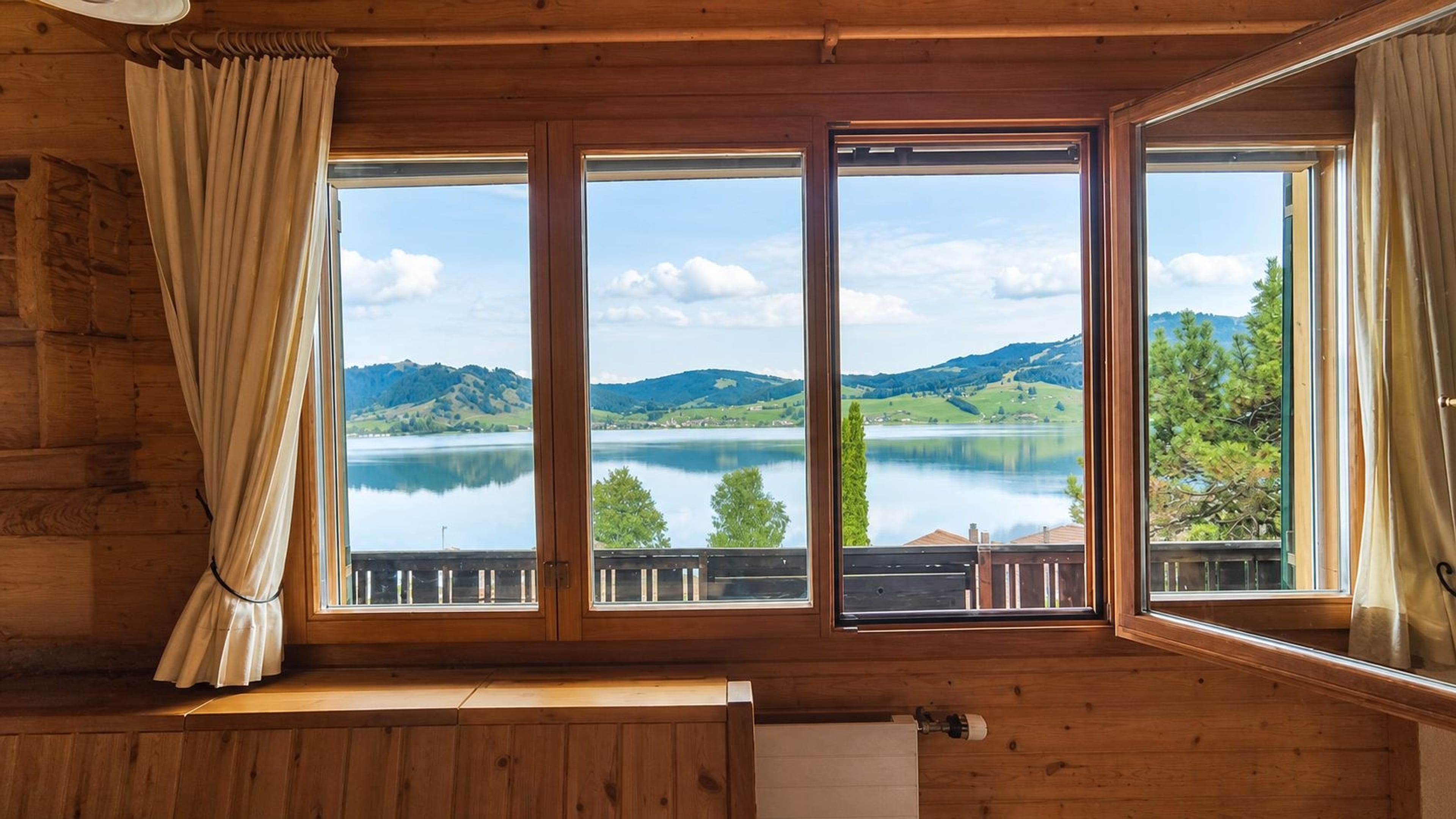 FERIENHAUS MIT SENSATIONELLER SEE- UND BERGSICHT - 8