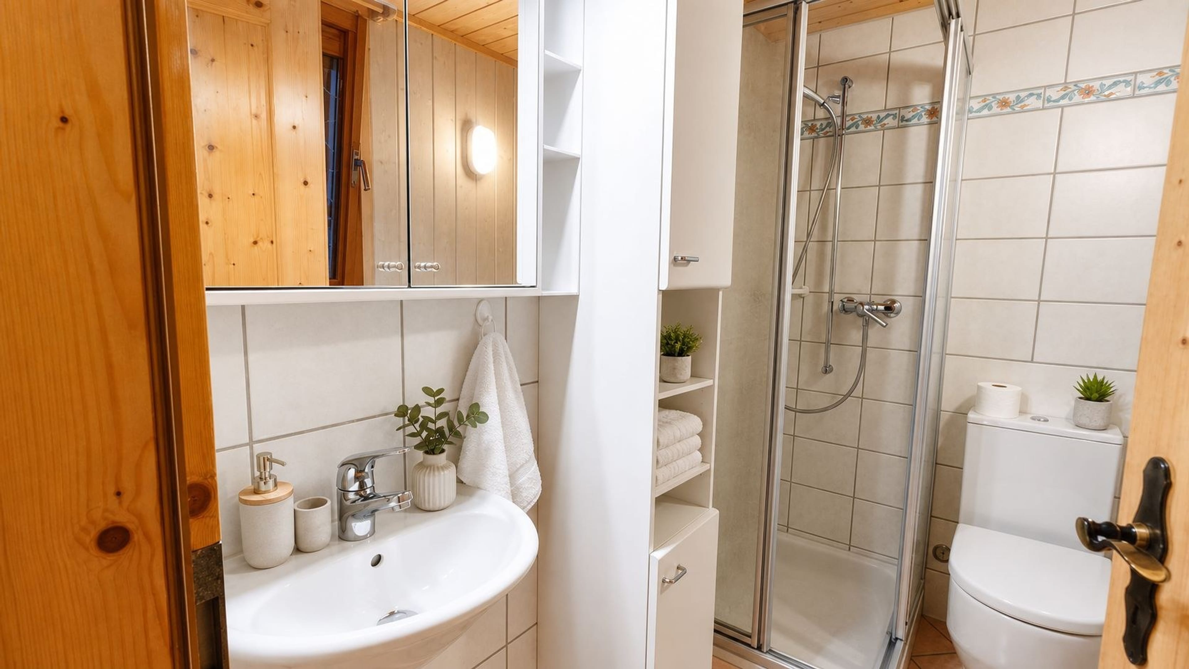 FERIENHAUS MIT SENSATIONELLER SEE- UND BERGSICHT - 18