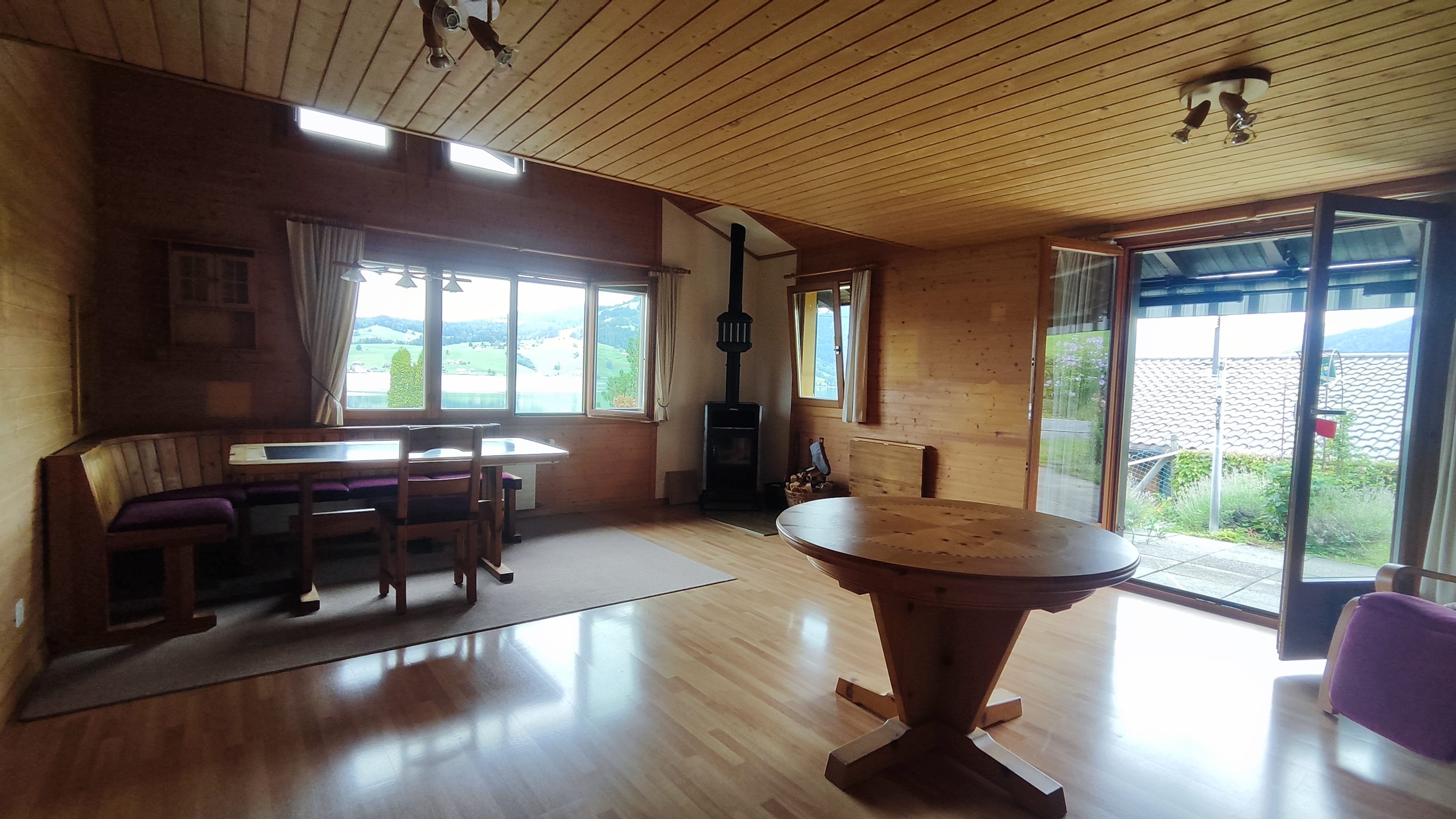 FERIENHAUS MIT SENSATIONELLER SEE- UND BERGSICHT - 17