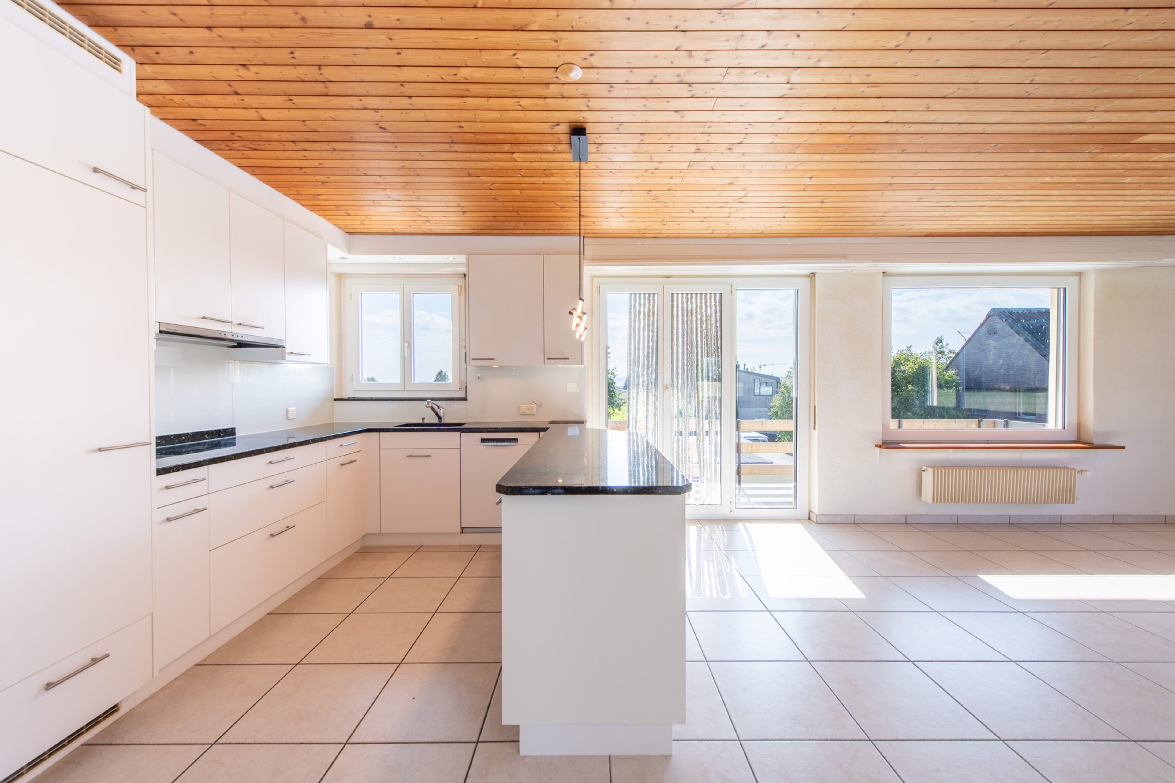 Zwei Wohneinheiten, unzählige Möglichkeiten – Ihr neues Zuhause mit privater Wellnessoase - 17