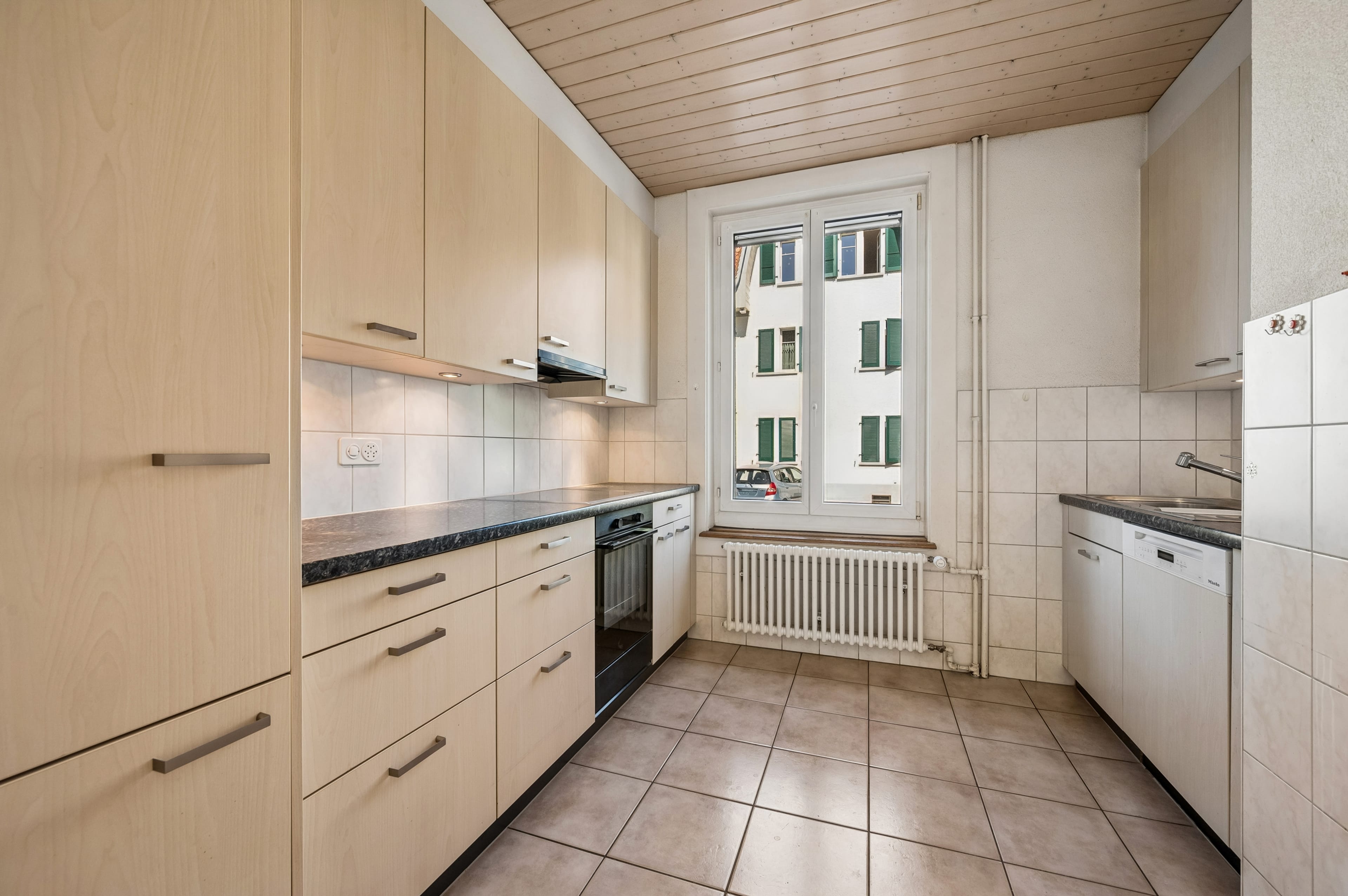 Dreifamilienhaus in Bern-Bümpliz mit Garten und seltenem Potenzial - 11