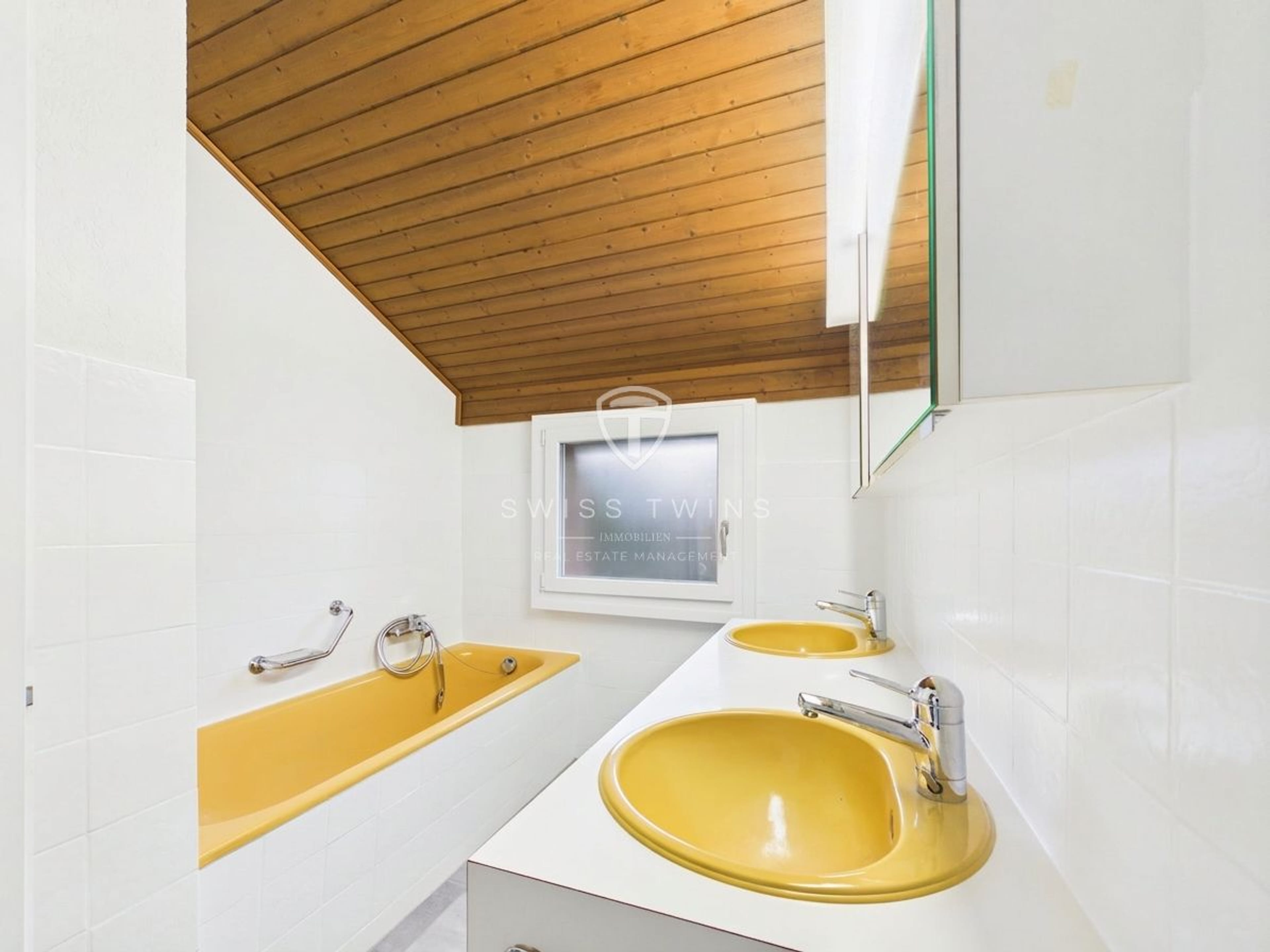 6.5-Zimmer-Einfamilienhaus mit Garten in Kirchlindach - 10