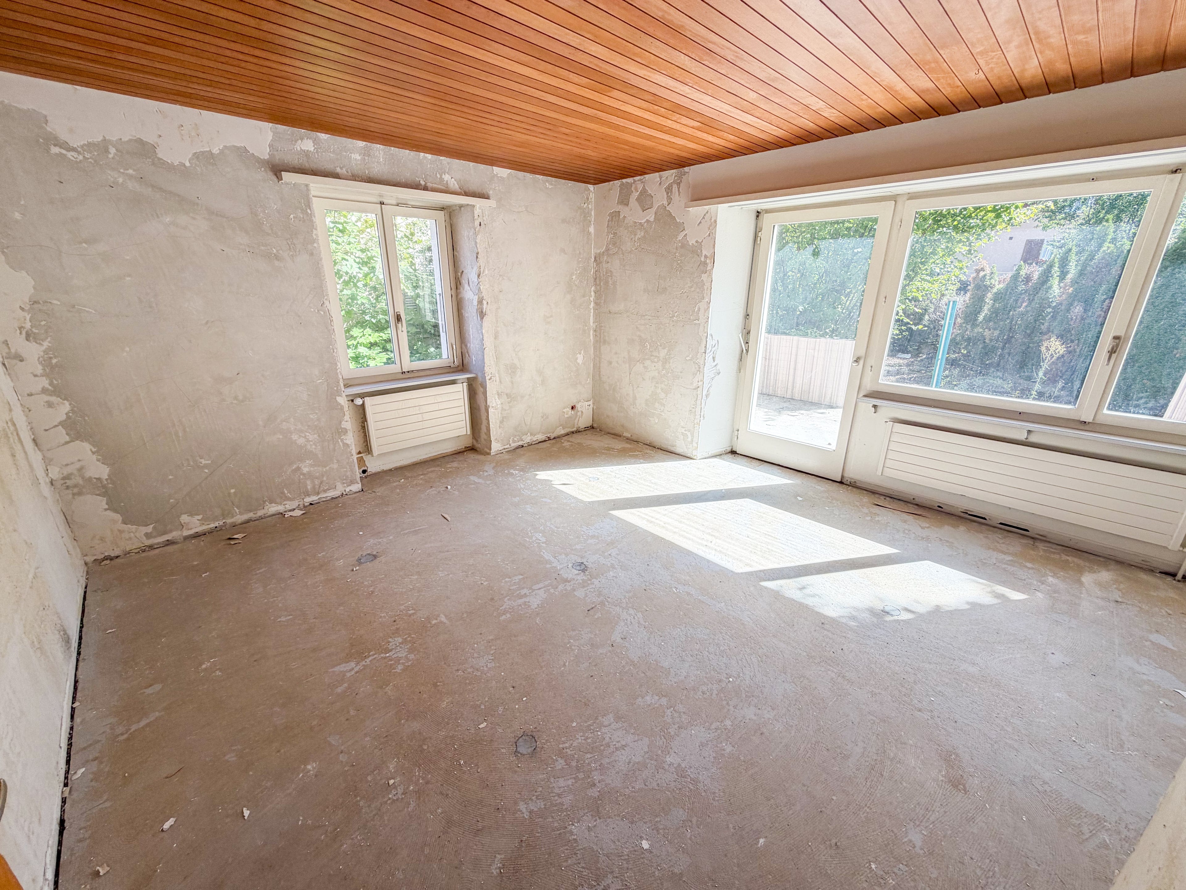 Wohnen und Arbeiten unter einem Dach - 6 Zimmer Einfamilienhaus mit Scheune - 9