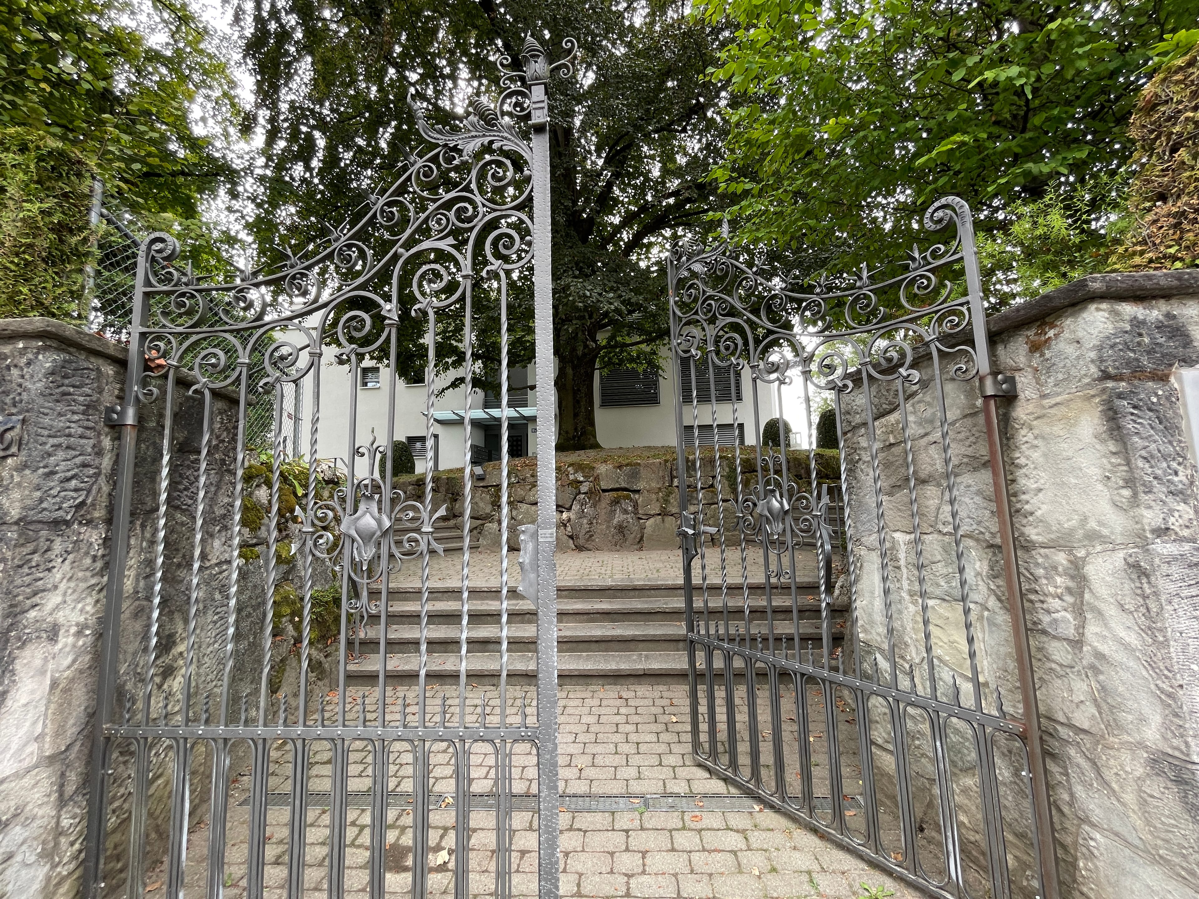 Residenz in Zollikon mit Seesicht