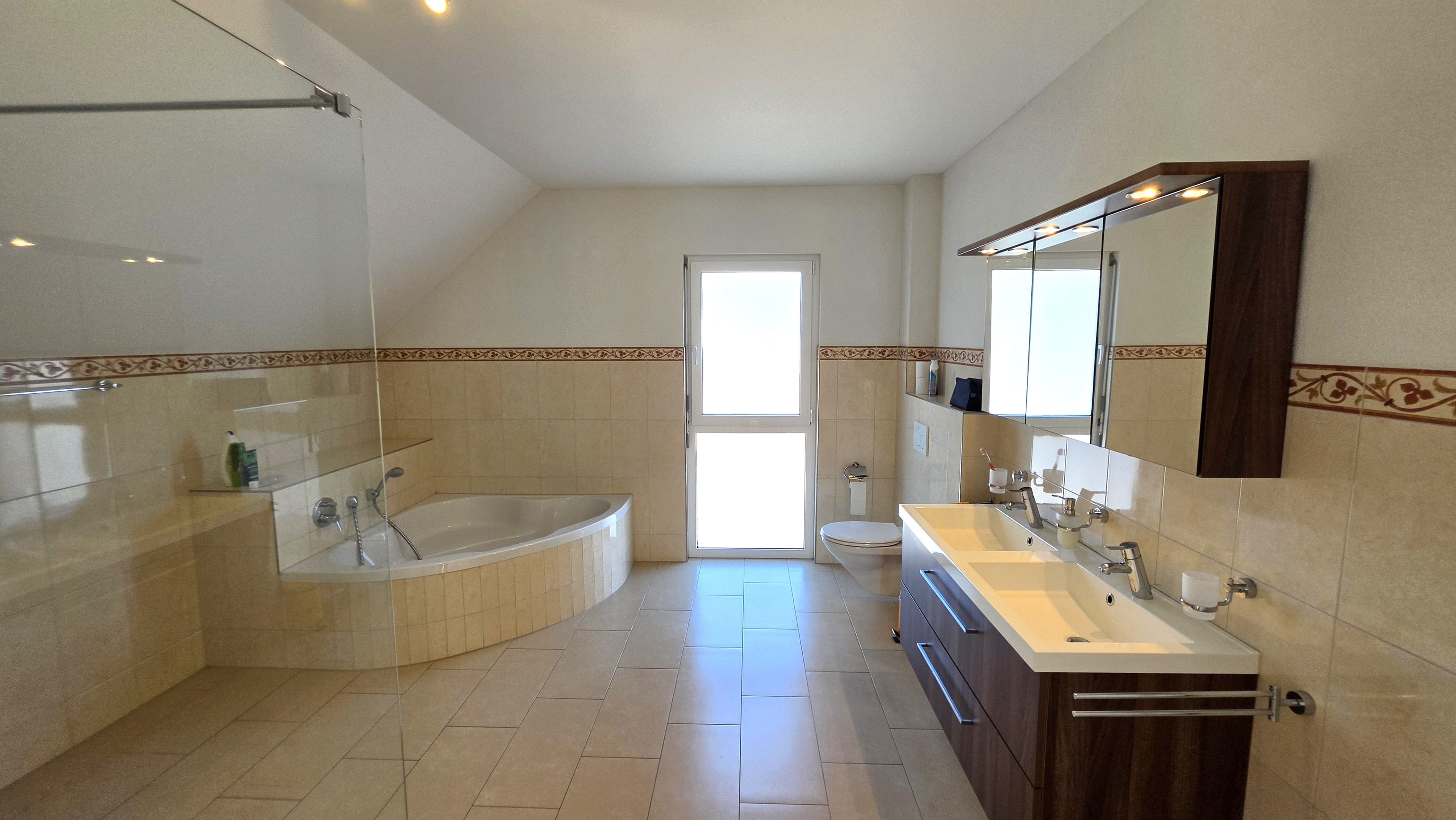 Helles 5.5-Zimmer-Einfamilienhaus in Titterten kaufen - 11