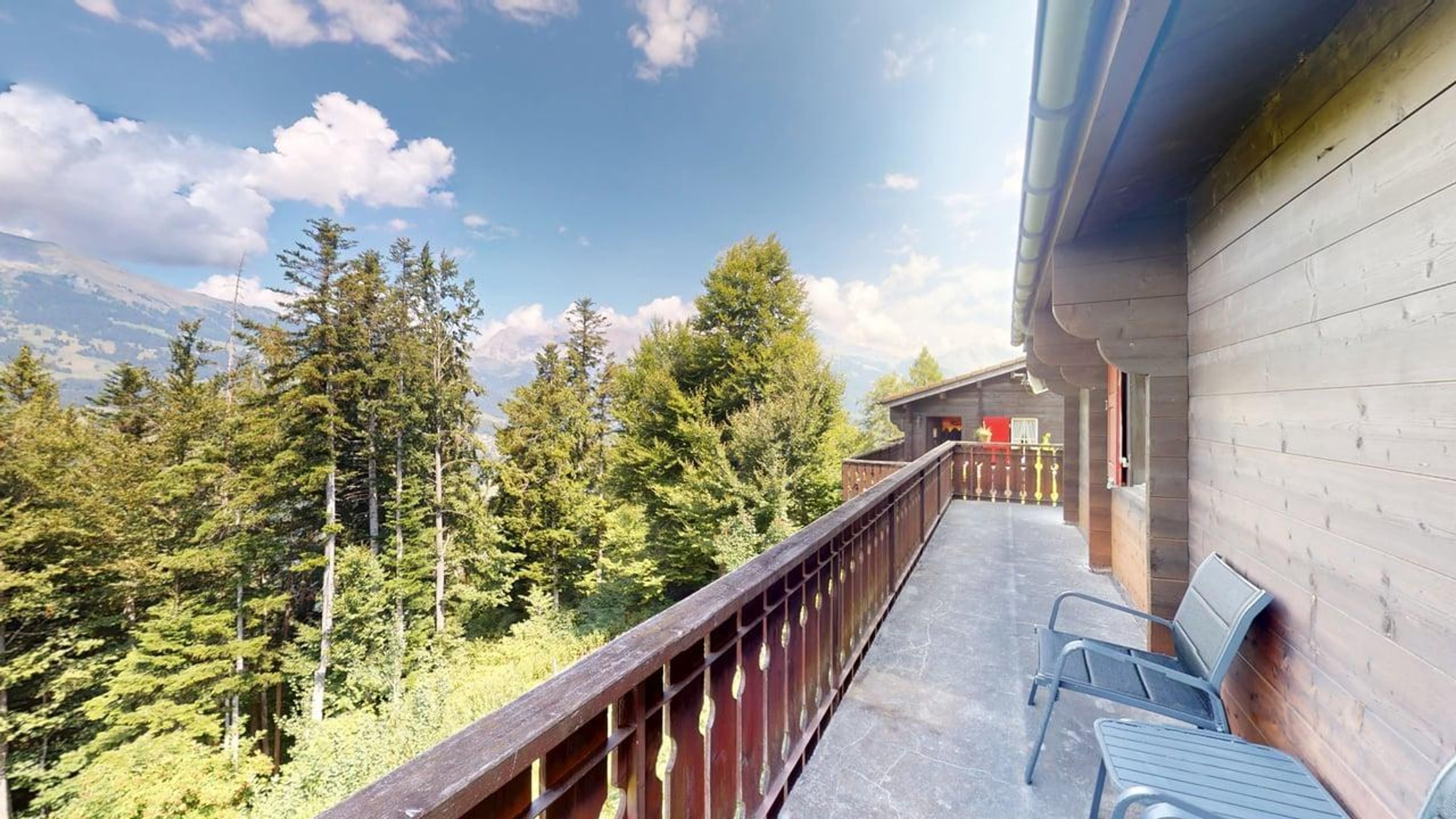 4.5-Zimmer-Chalet mit Panoramabalkon in Grüsch kaufen - 3