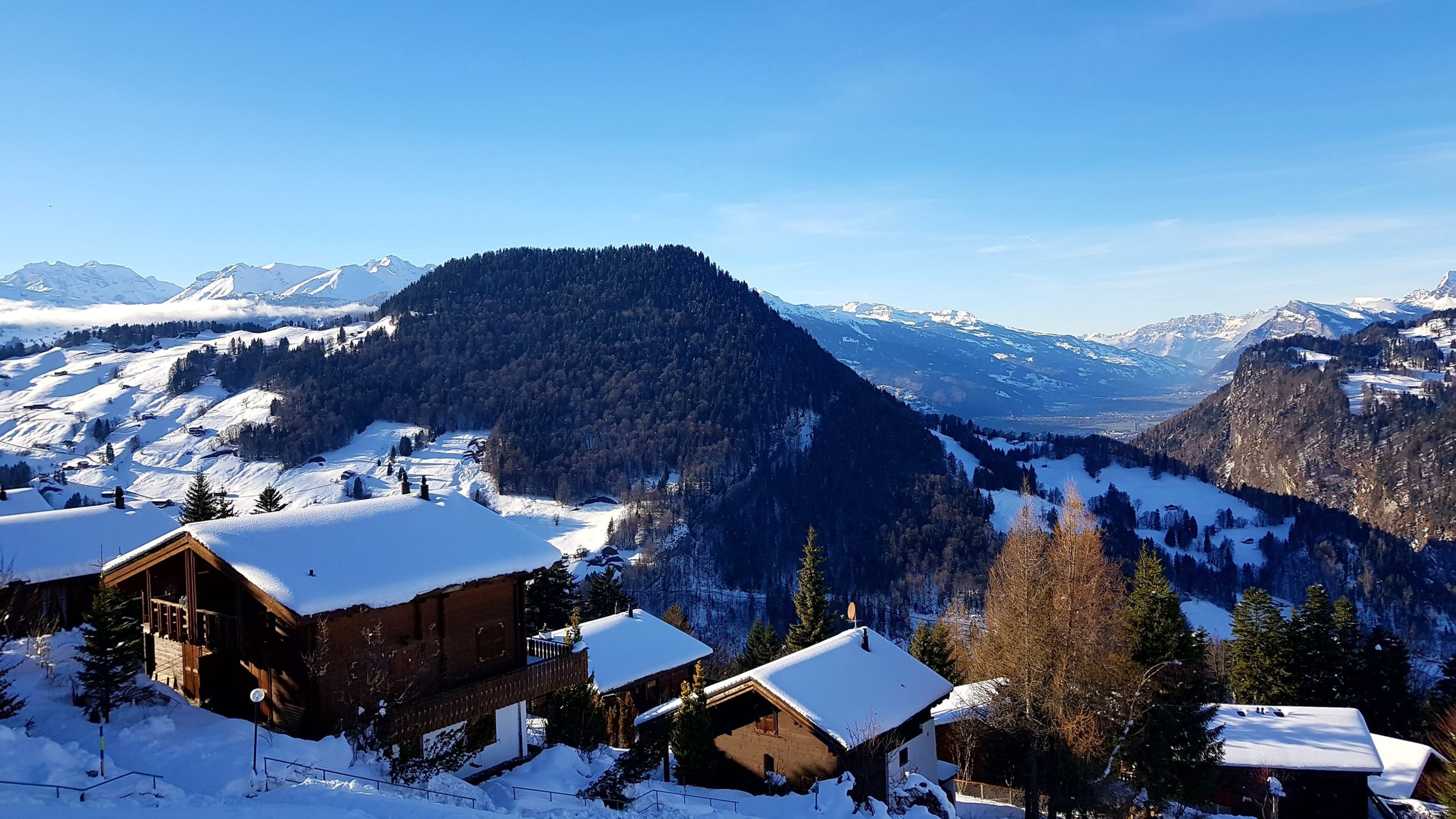 4.5-Zimmer-Chalet mit Panoramabalkon in Grüsch kaufen - 18