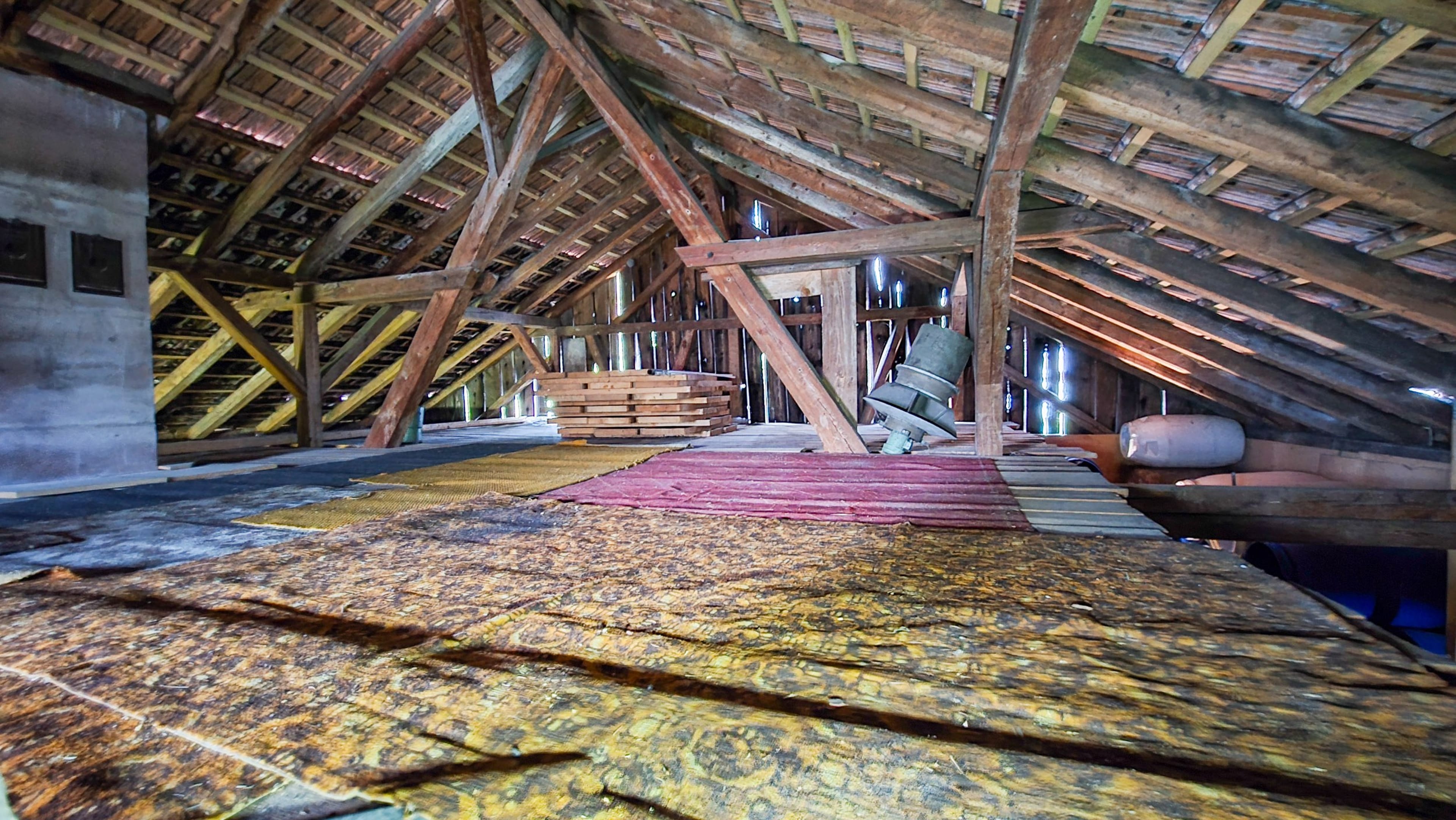 Gewerbeliegenschaft mit voll eingerichteter Brennerei und Ausbaupotenzial für eine grosszügige 5½-Zimmer-Wohnung - 12