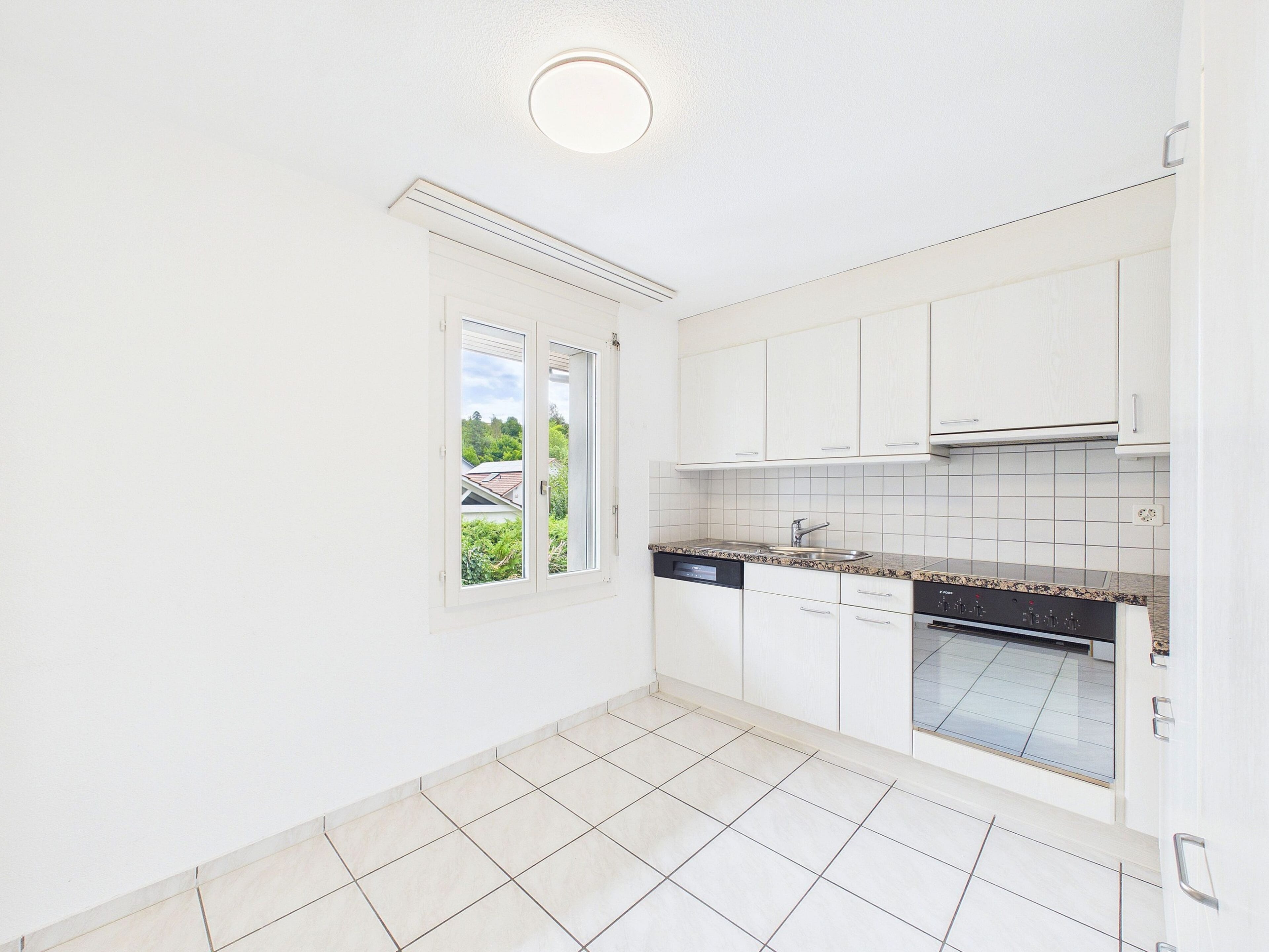 Helle 4.5-Zimmer-Wohnung mit Balkon in Hornussen mieten - 5