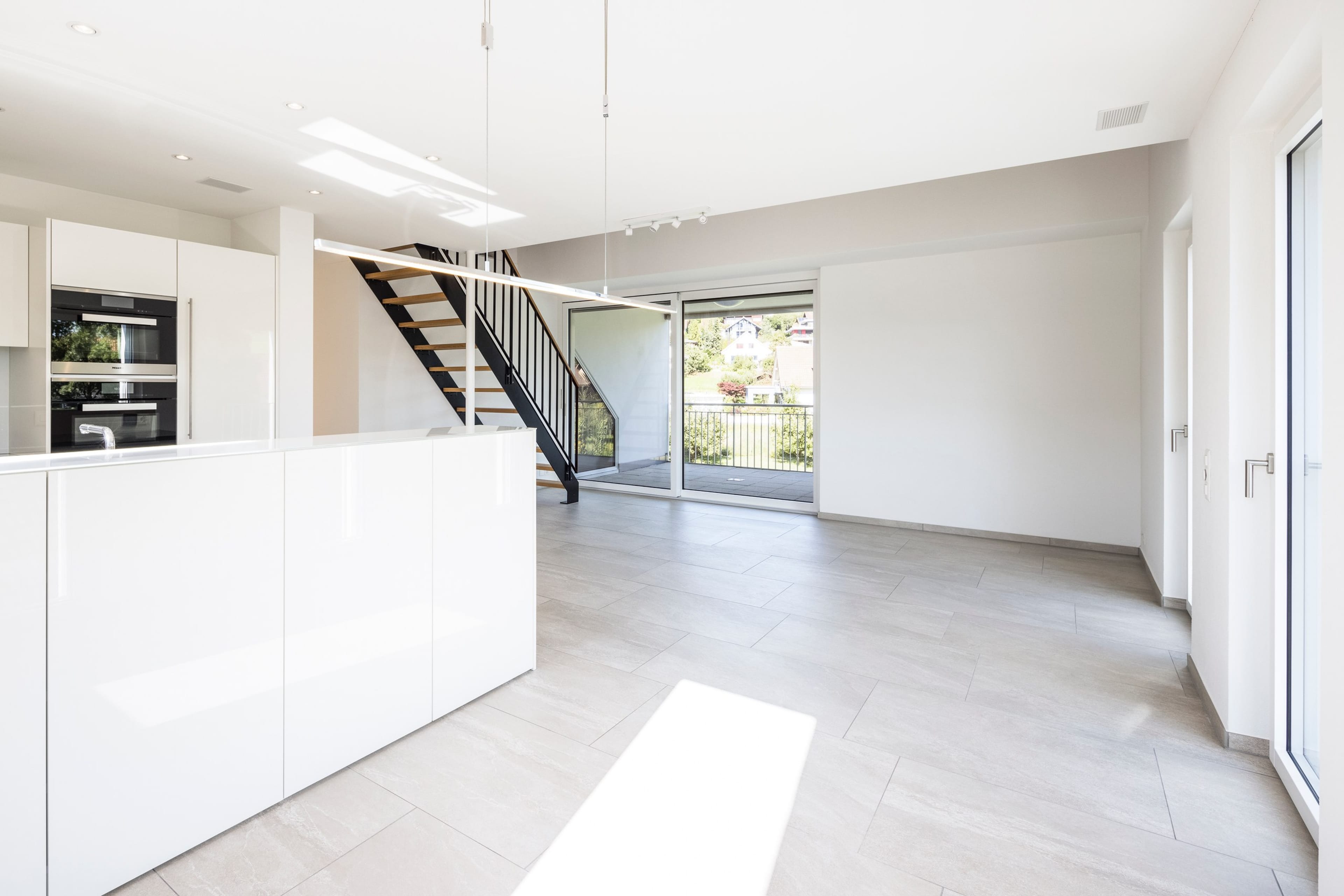 Traumhafte 3.5 Zimmer-Wohnung mit Galerie und Balkon - 15