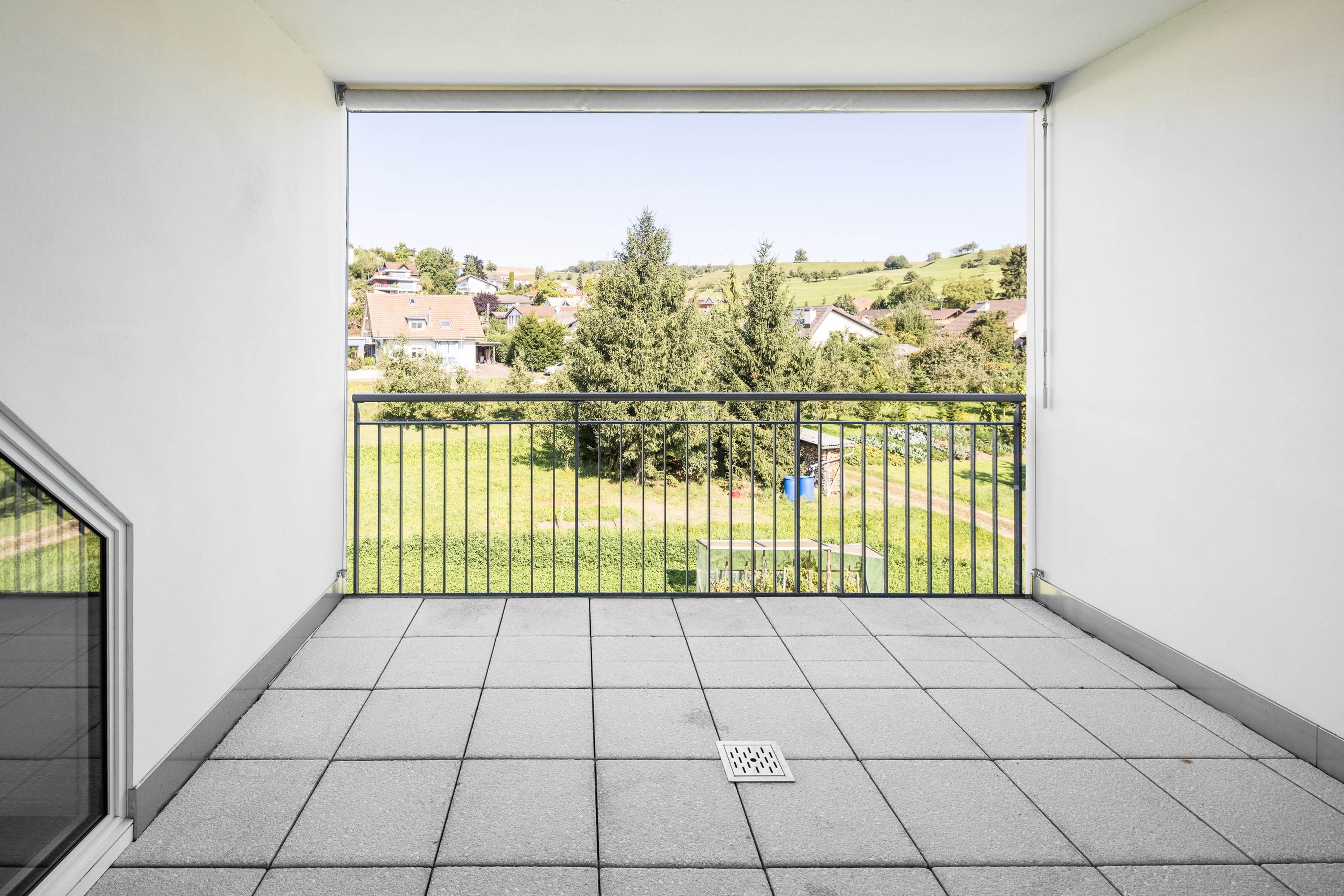 Traumhafte 3.5 Zimmer-Wohnung mit Galerie und Balkon - 2