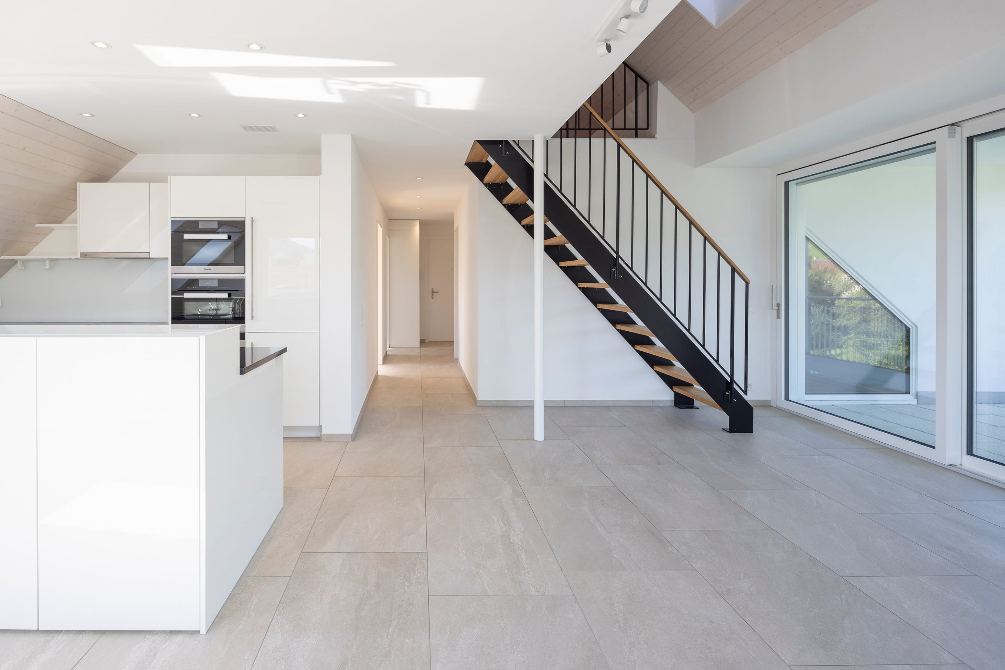 Traumhafte 3.5 Zimmer-Wohnung mit Galerie und Balkon - 17