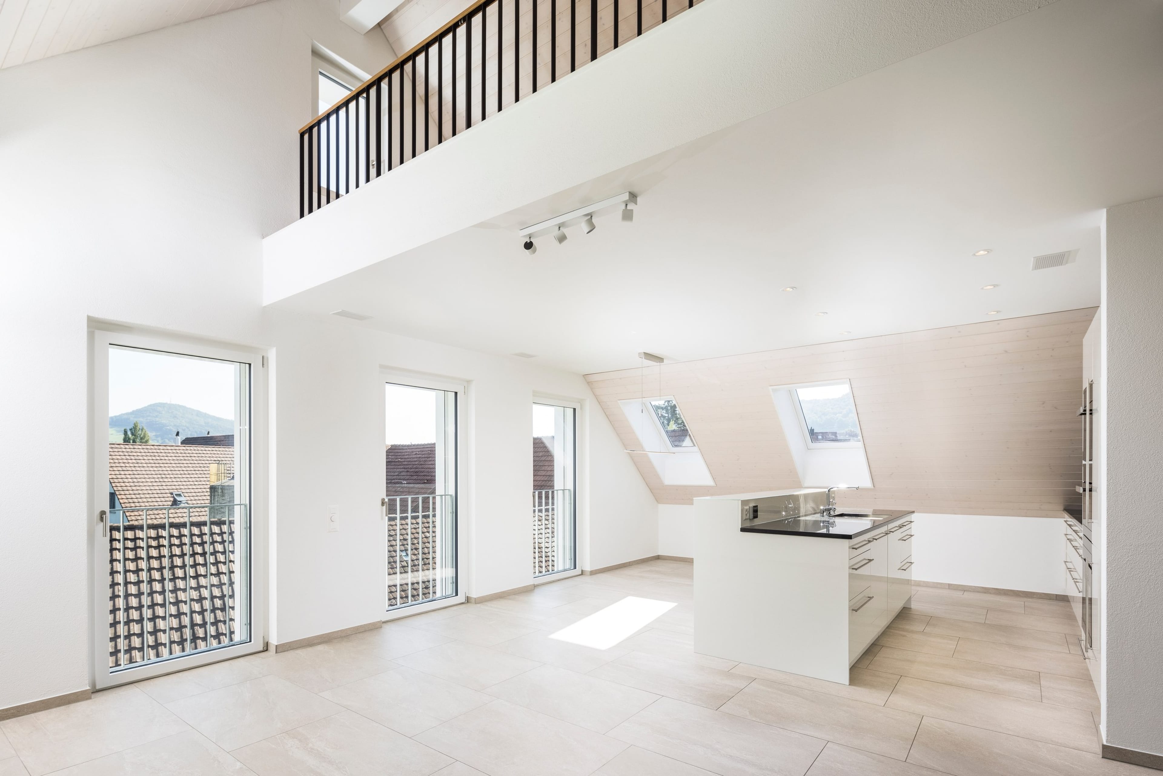 Traumhafte 3.5 Zimmer-Wohnung mit Galerie und Balkon - 18