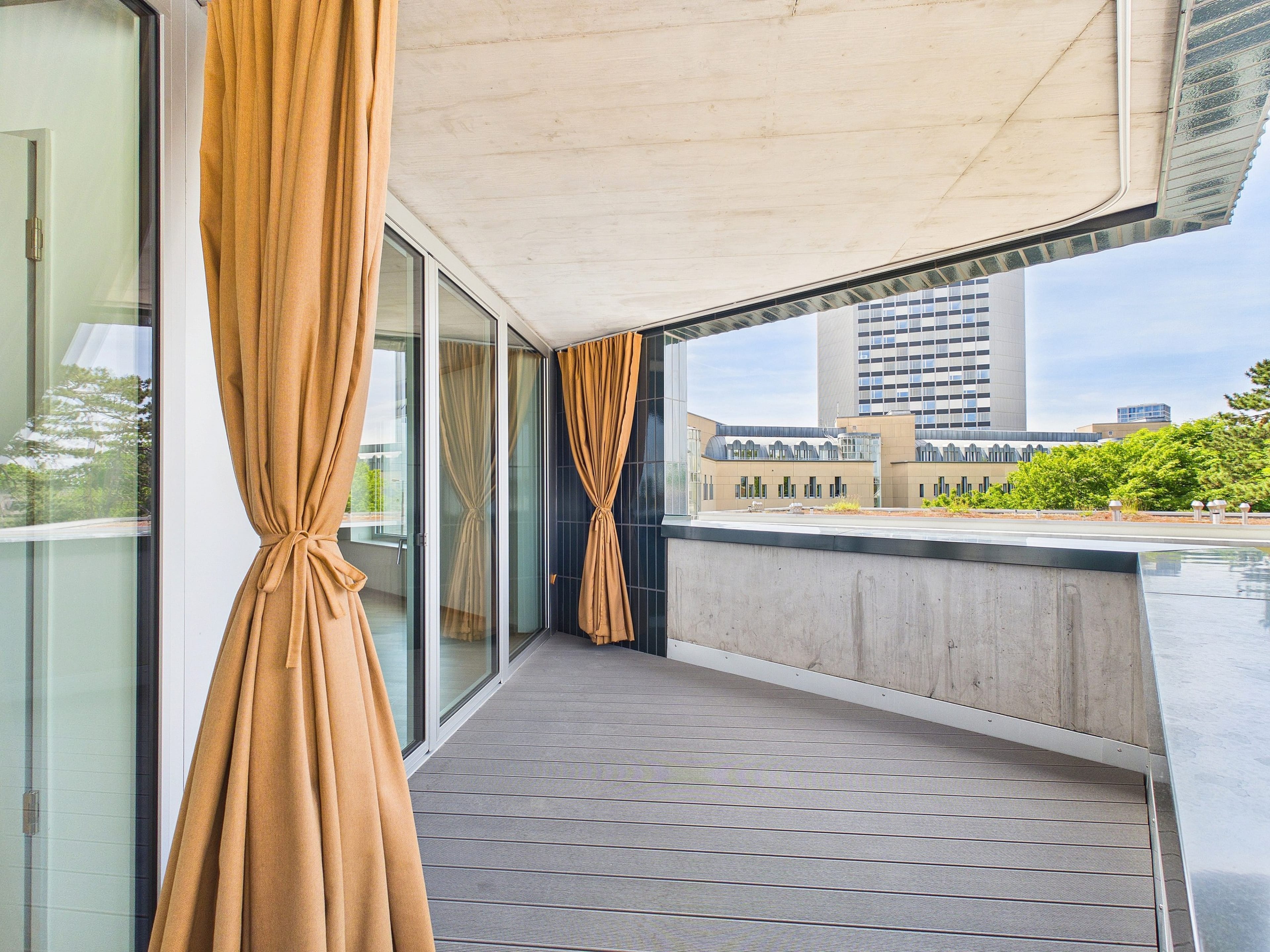 Moderne 2.5-Zimmer-Wohnung mit 18 m² Balkon in Basel mieten